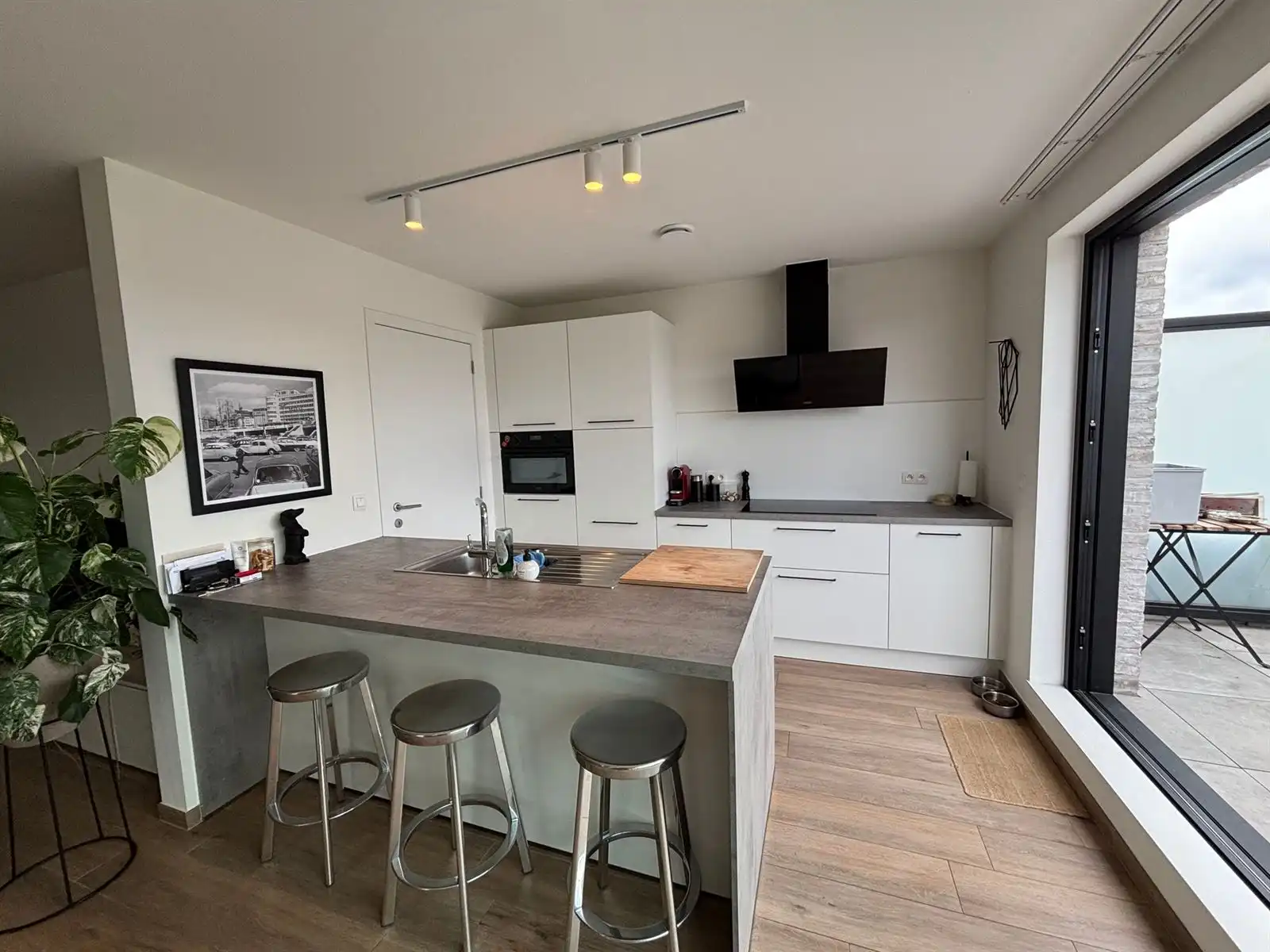 Appartement met 2 slaapkamers en ruim terras foto 5