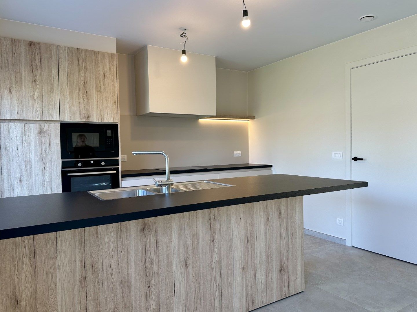 Nieuwbouwwoning in rustige woonwijk foto 4
