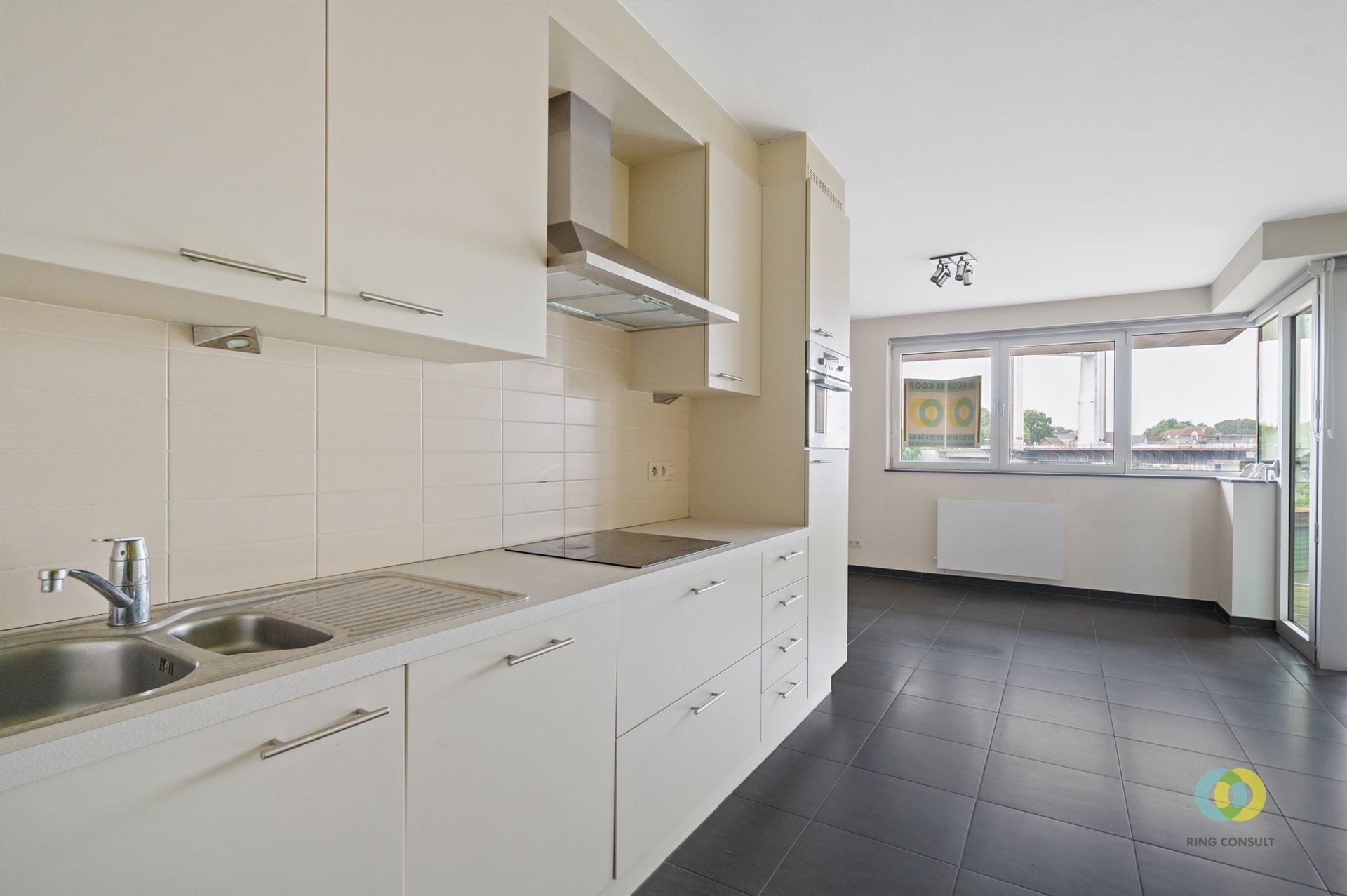 appartement met parkeerplaats foto 4