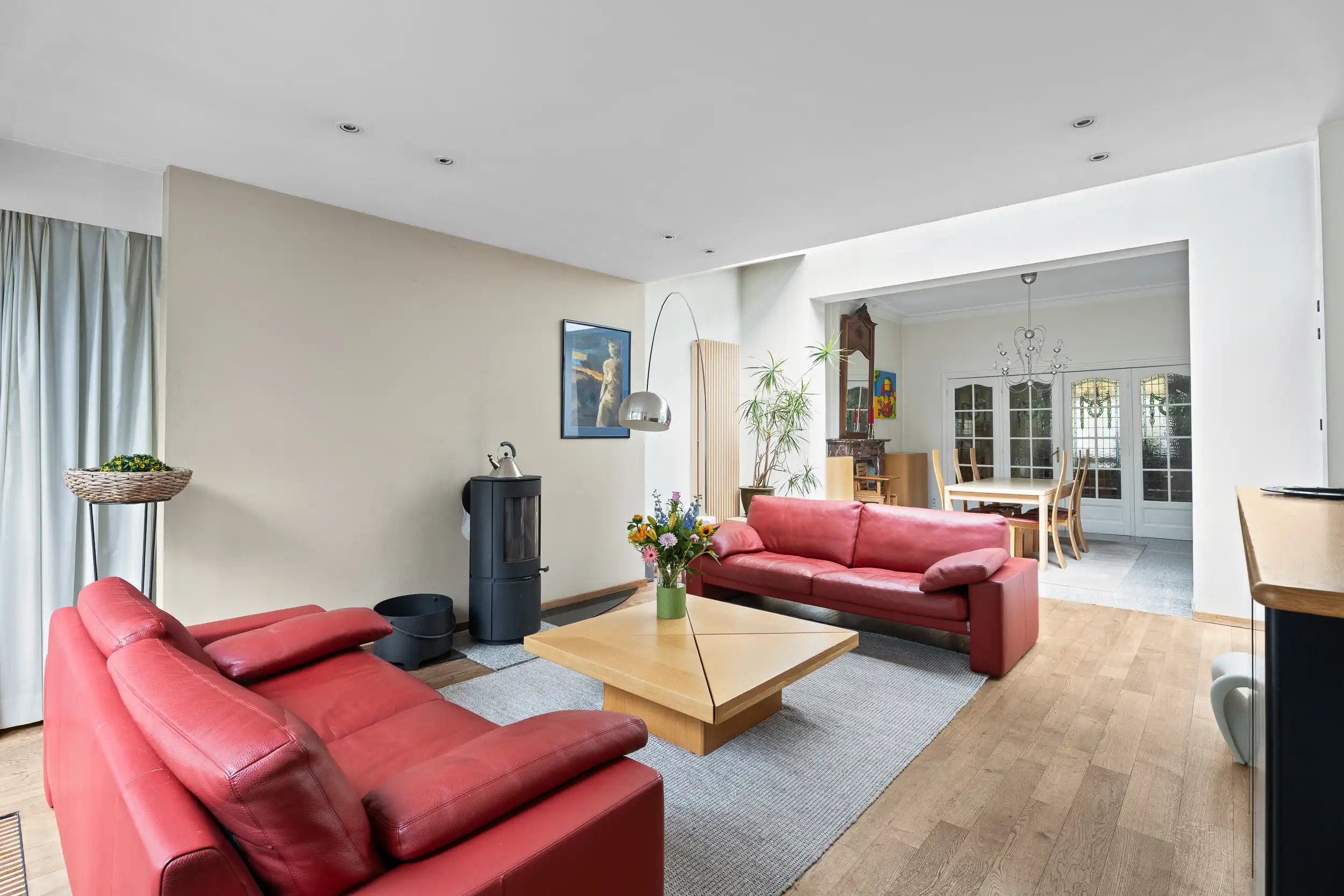 Karaktervol herenhuis (4 slpk) met diepe tuin te Wetteren foto 3