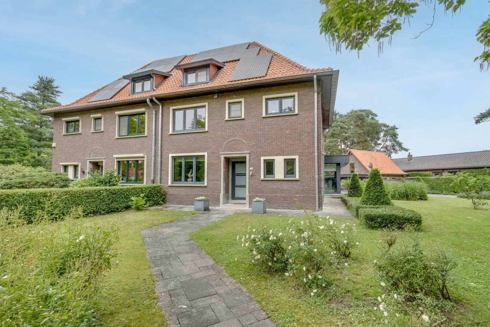 RUIME HOB MET 6 SLPKS EN TINY HOUSE TE KOOP - MAASMECHELEN foto 3