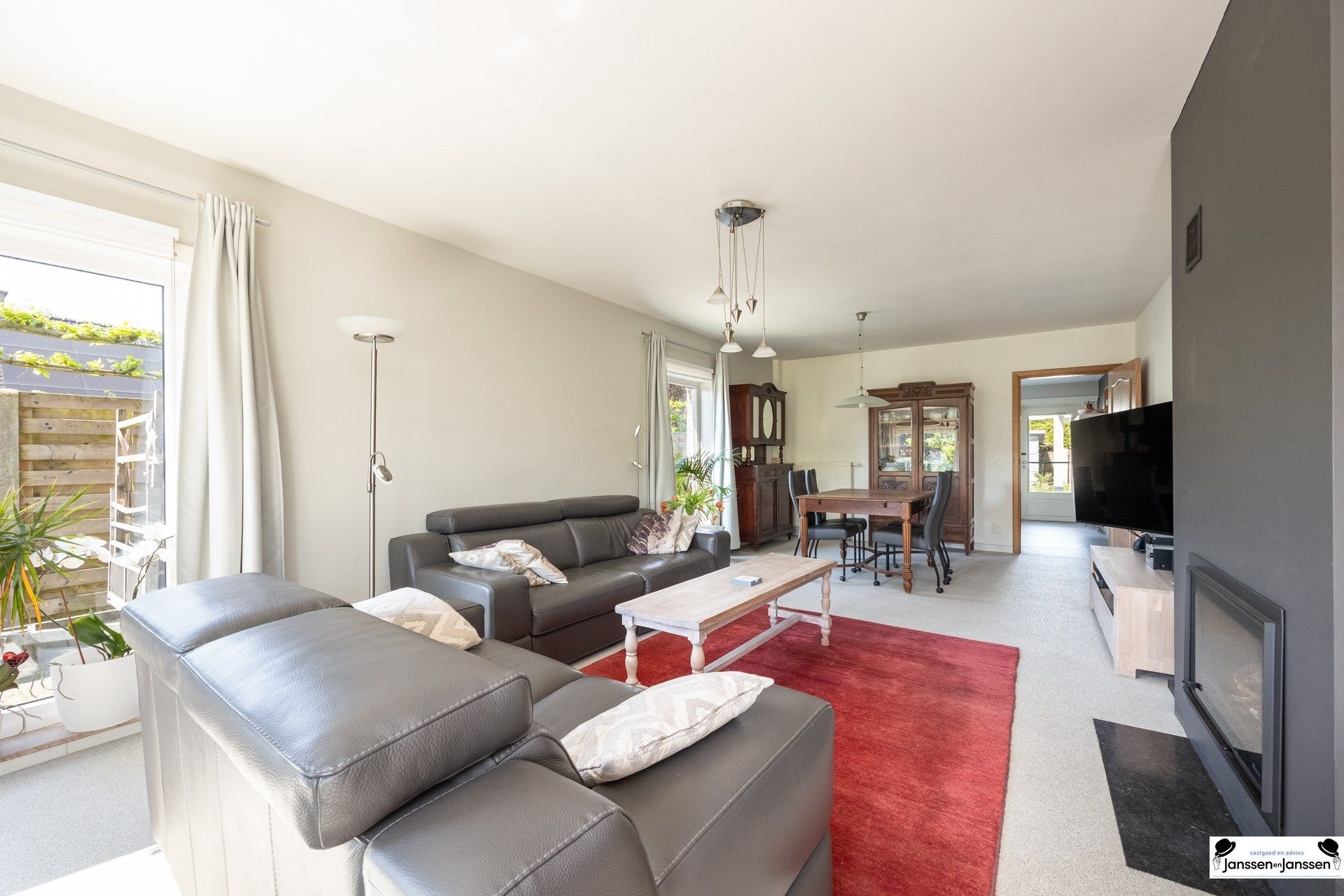 Ruime, lichtrijke en energiezuinige woning te koop EPC B (118) foto 4