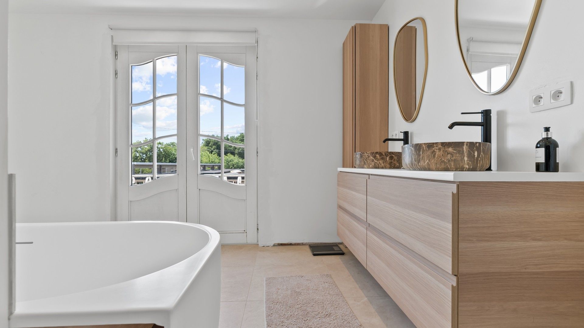 Gerenoveerde karakterwoning nabij het centrum van Houthalen foto 23