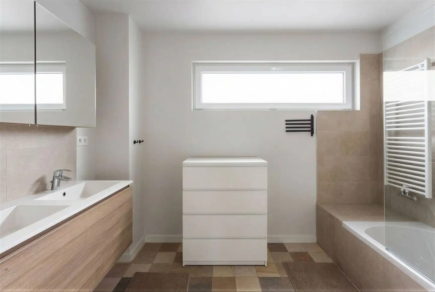 Volledig gerenoveerde gezinswoning met tuin in Drongen foto 11