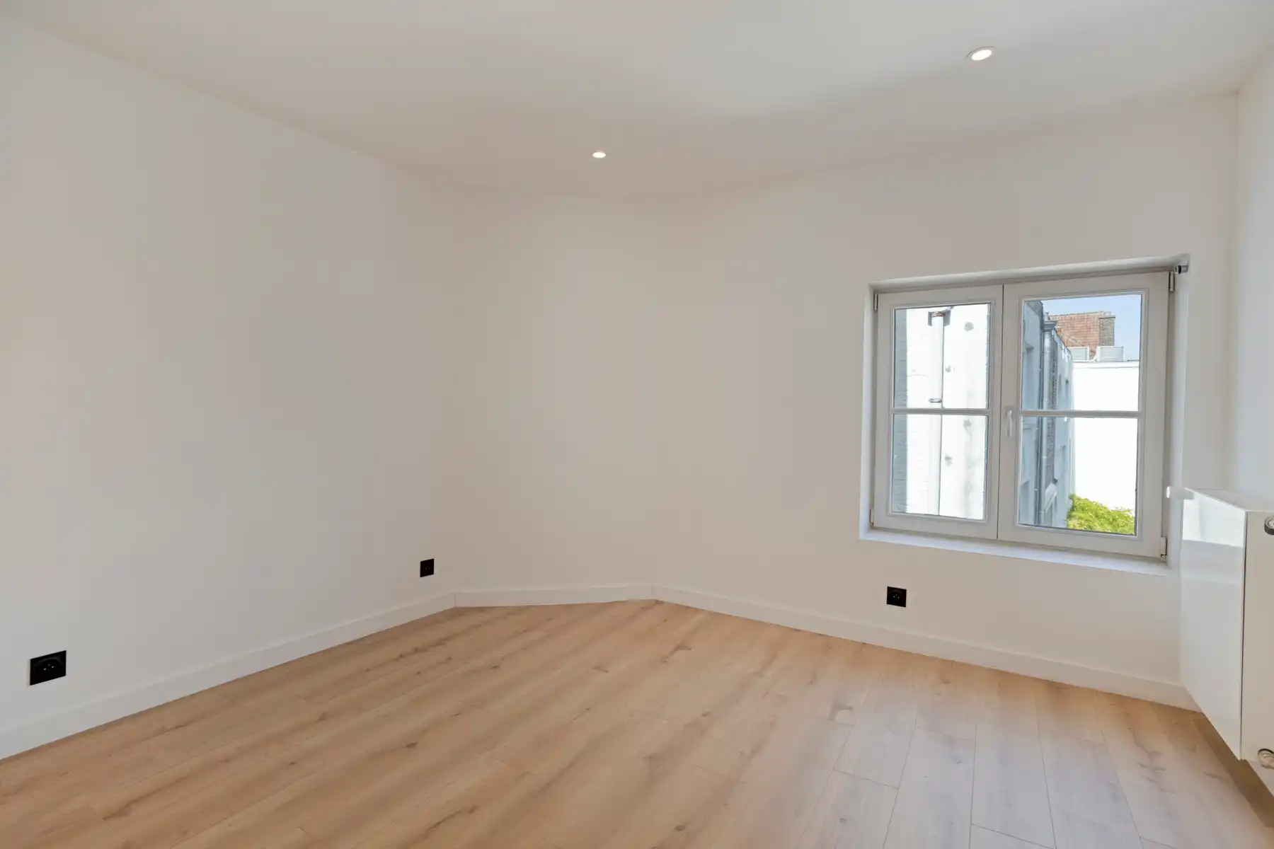 Prachtige burgerwoning naast de Sint-Annakerk foto 23