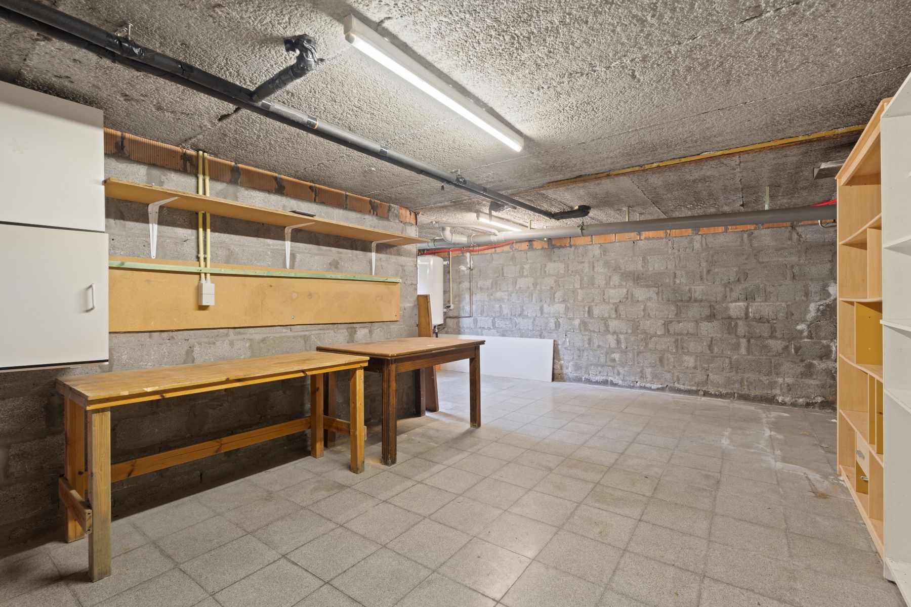 Ruime vrijstaande woning foto 17