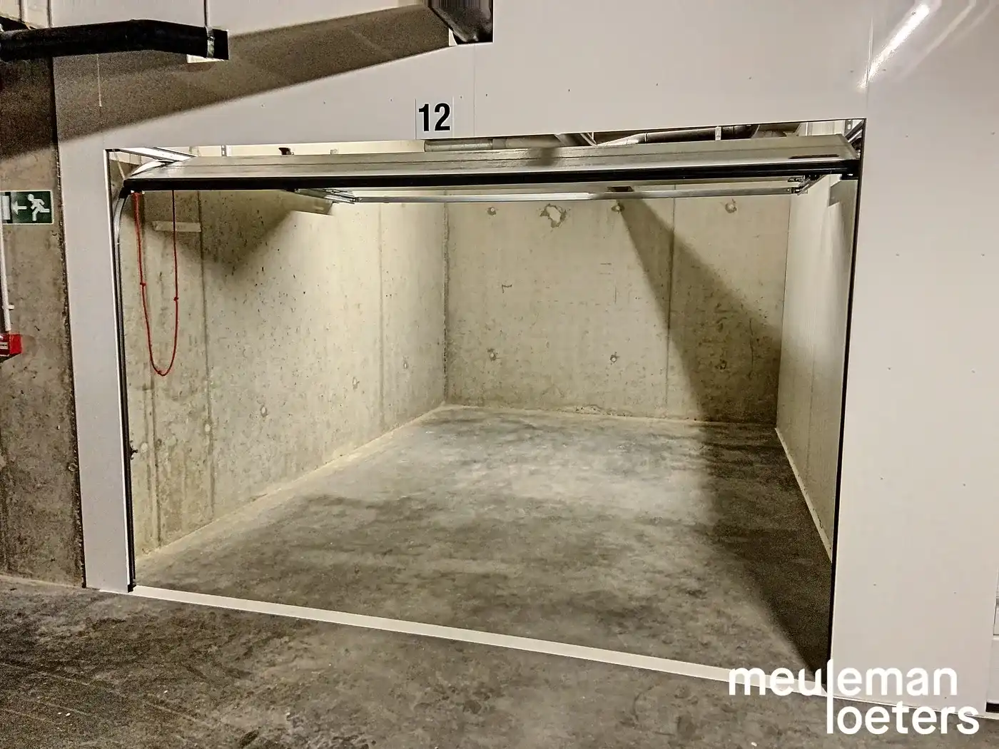 Ruime ondergrondse garagebox in het centrum foto 3