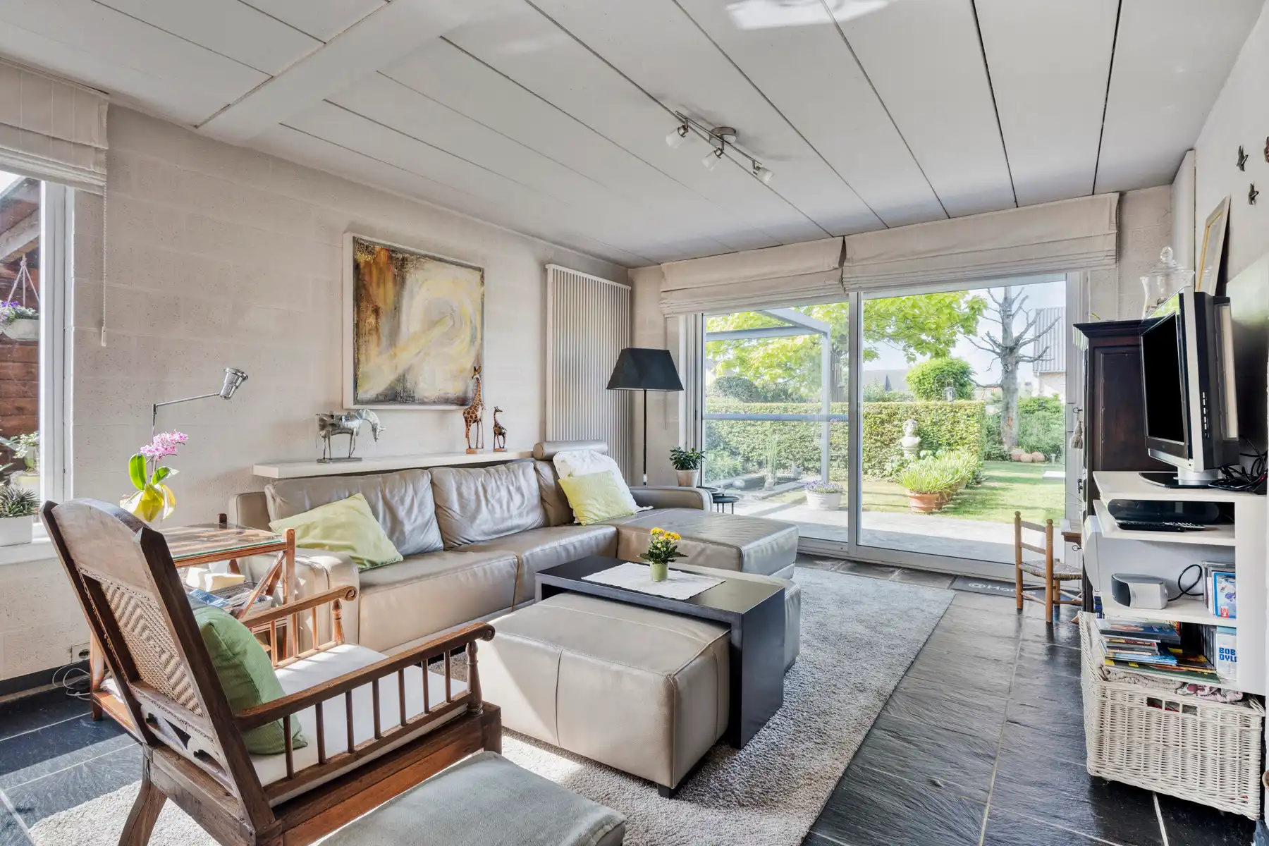 Ruime villa met praktijk! foto 5