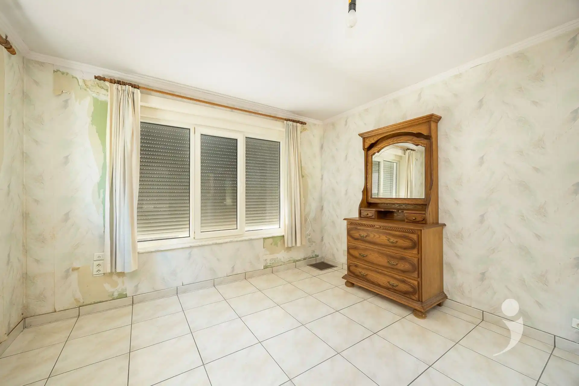 Te renoveren woning op een zonnig perceel foto 21