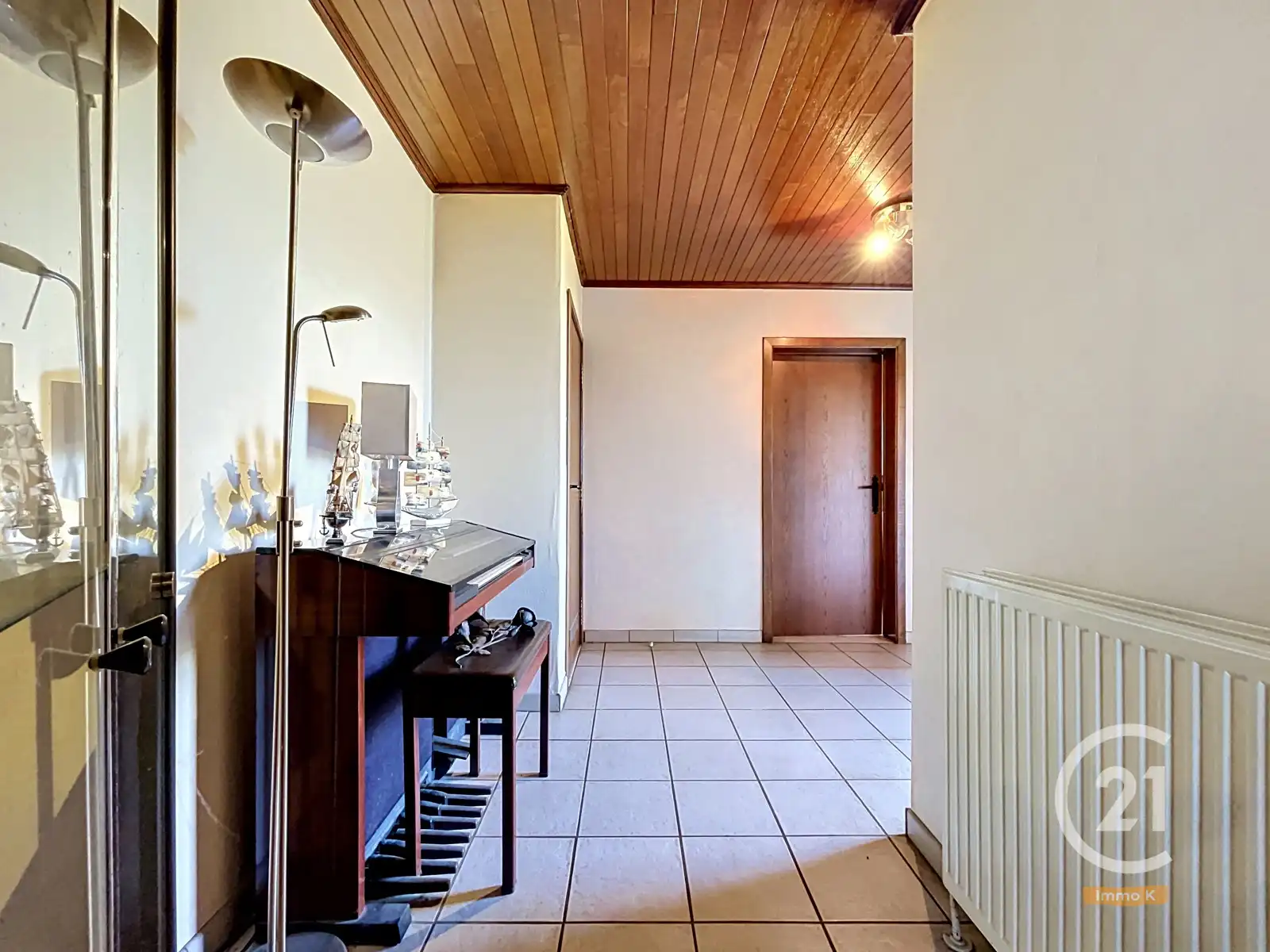 Ruime gelijkvloerse woning met opslag op perceel van 40a55ca foto 5