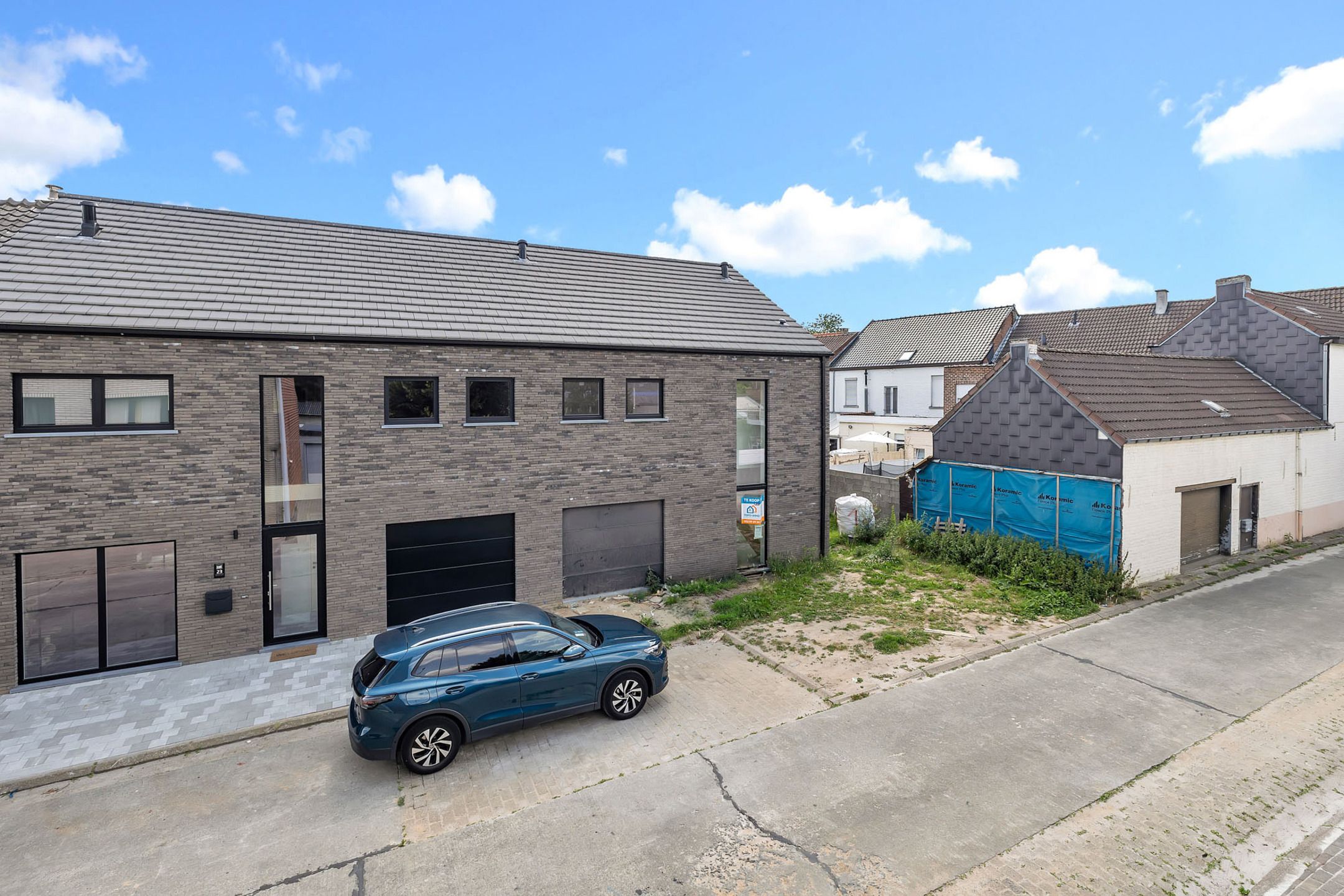 Nieuwbouwwoning (HOB) te koop op gunstige locatie  foto {{pictureIndex}}