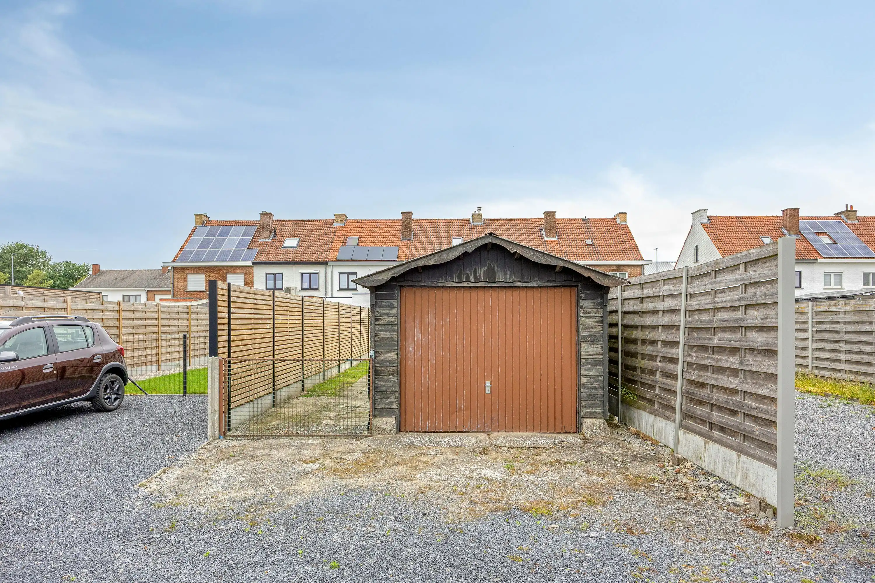 Recent gerenoveerd huis met 3 kamers te koop in Beveren-Leie foto 30
