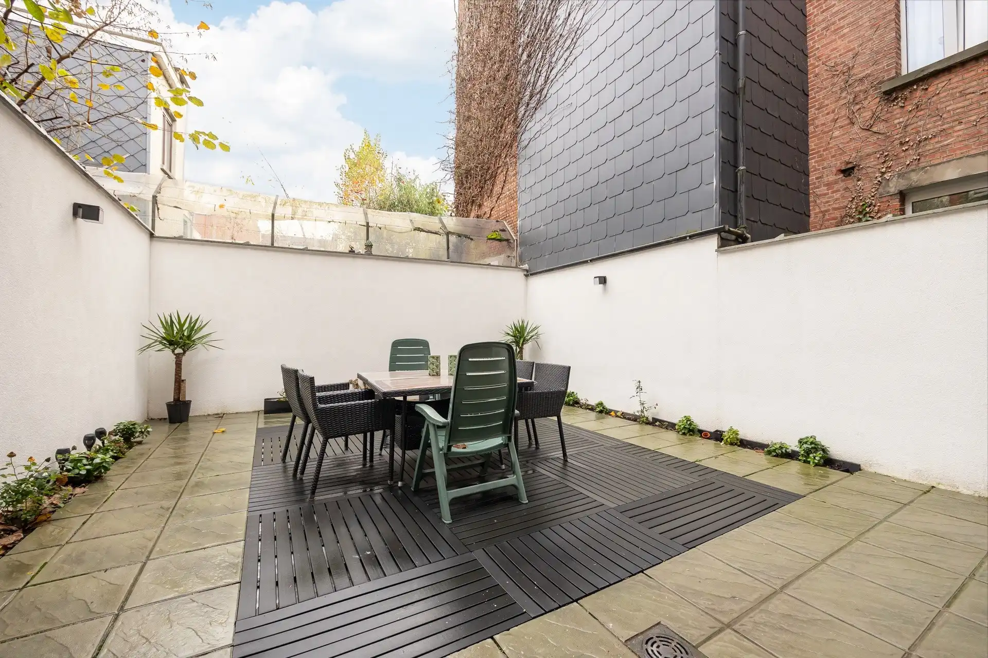 Ruime, instapklare gezinswoning met authentieke elementen in Berchem foto 47