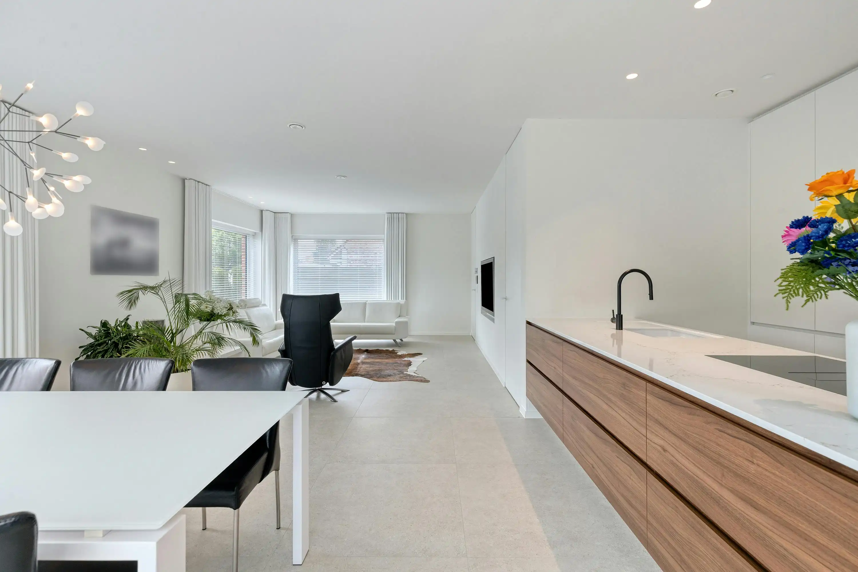 Perfect afgewerkte villa (2023) op rustige ligging foto 7