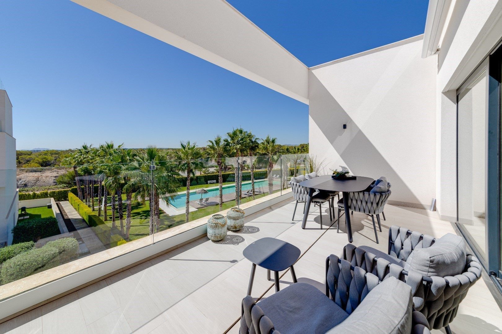 Perfect gelegen penthouse met zeezicht te Las Colinas (Alicante) foto 11