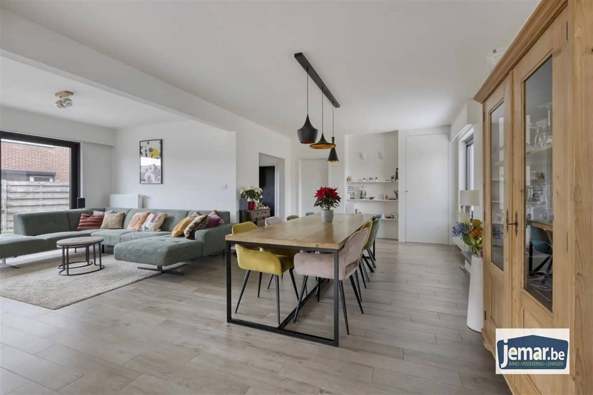 Gezinswoning met 5 slaapkamers, epc label C en ruime tuin in het rustige Proosterbos! foto 3