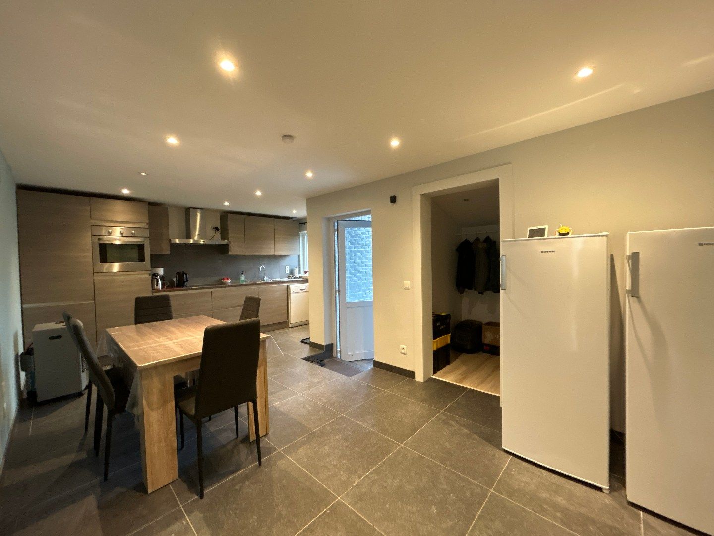 Gerenoveerde woning op een toplocatie in Sint-Katelijne-Waver! foto 17