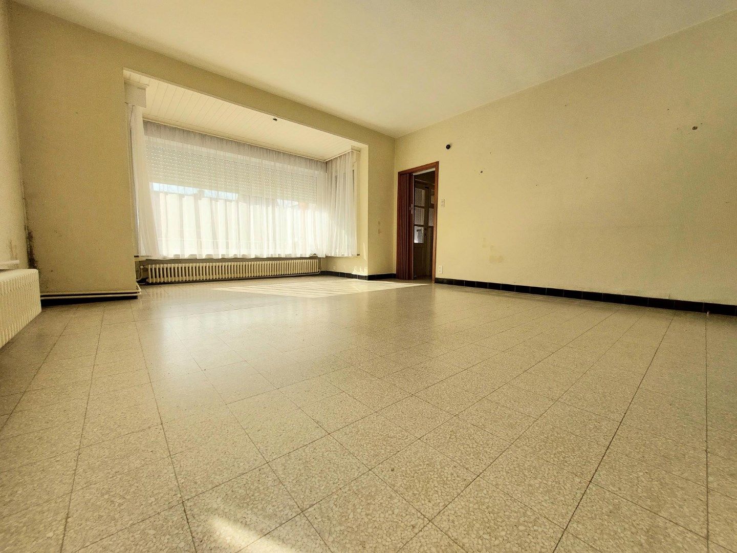 Gelijkvloersappartement met terras en garage foto 5