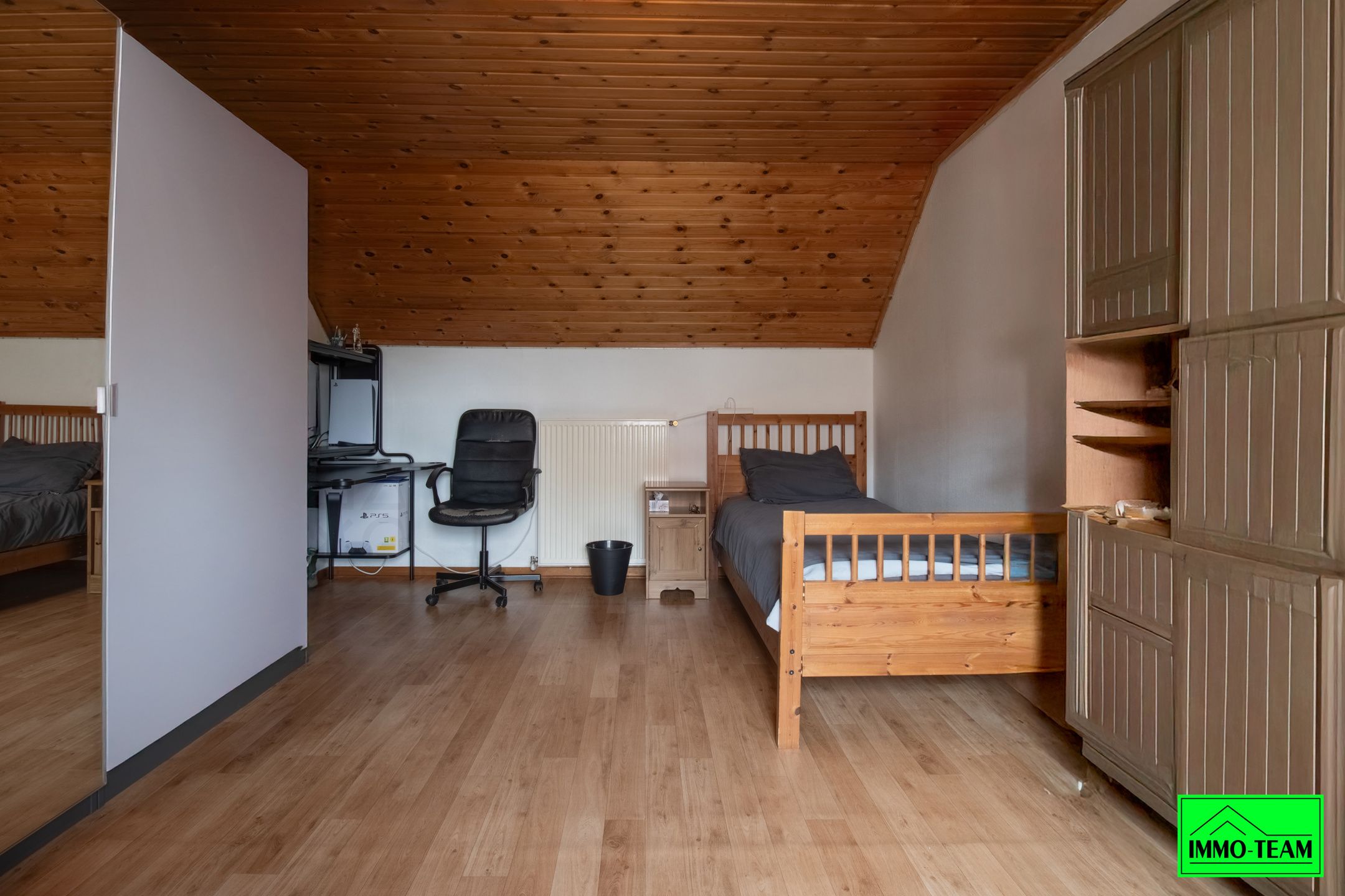 Ruime, instapklare woning met 4 slaapkamers foto 8