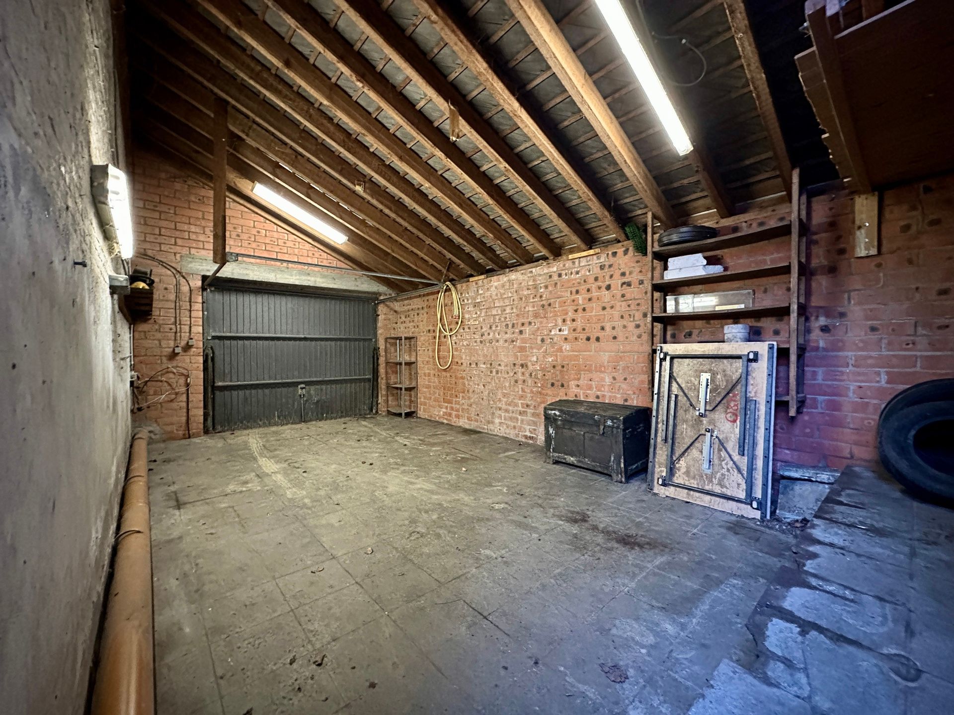 Ruime, te renoveren woning te Rotselaar foto 16