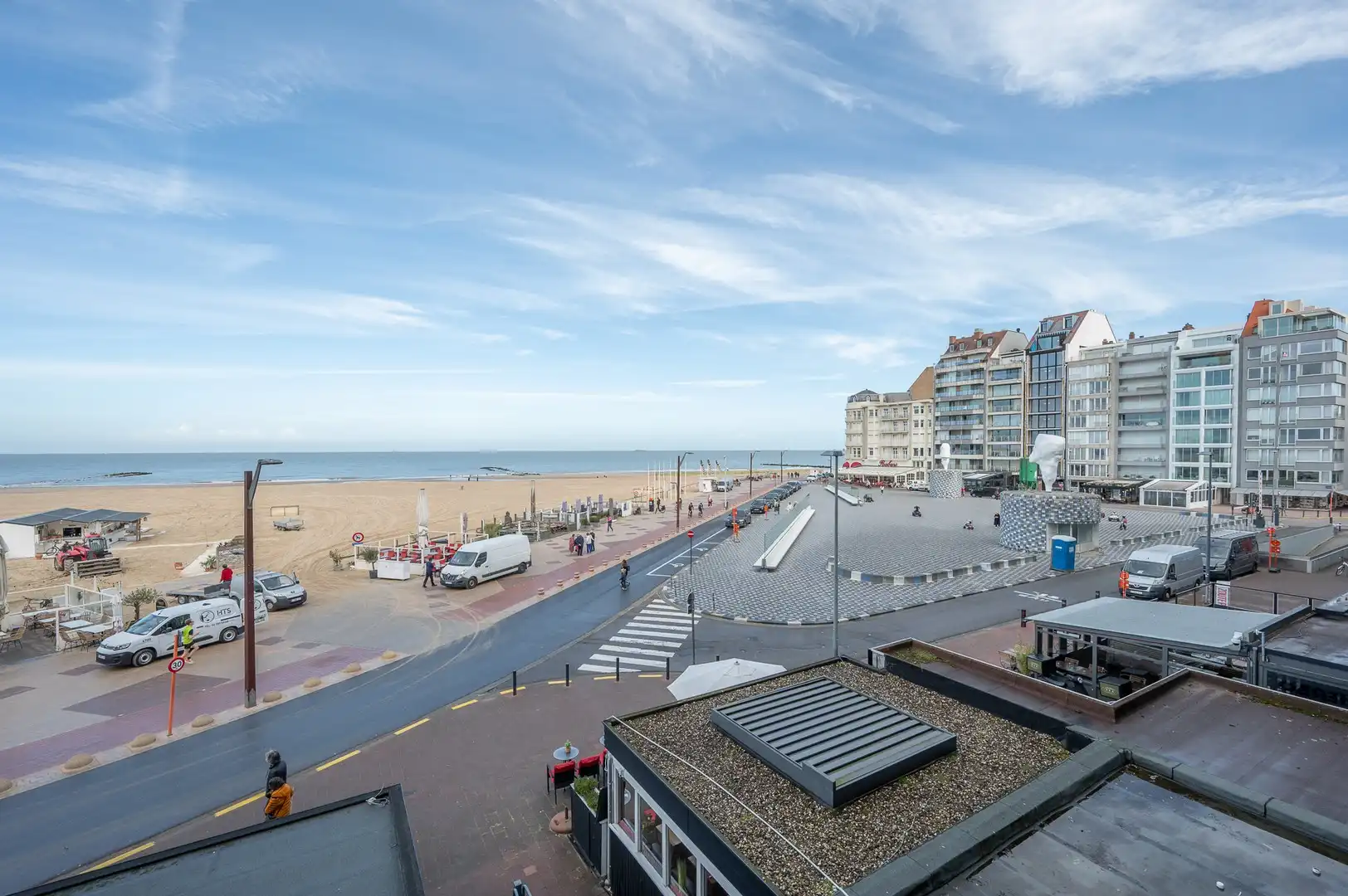 Schitterend hedendaags appartement met frontaal zeezicht,&nbsp;gelegen aan het Rubensplein en de winkels. foto 4