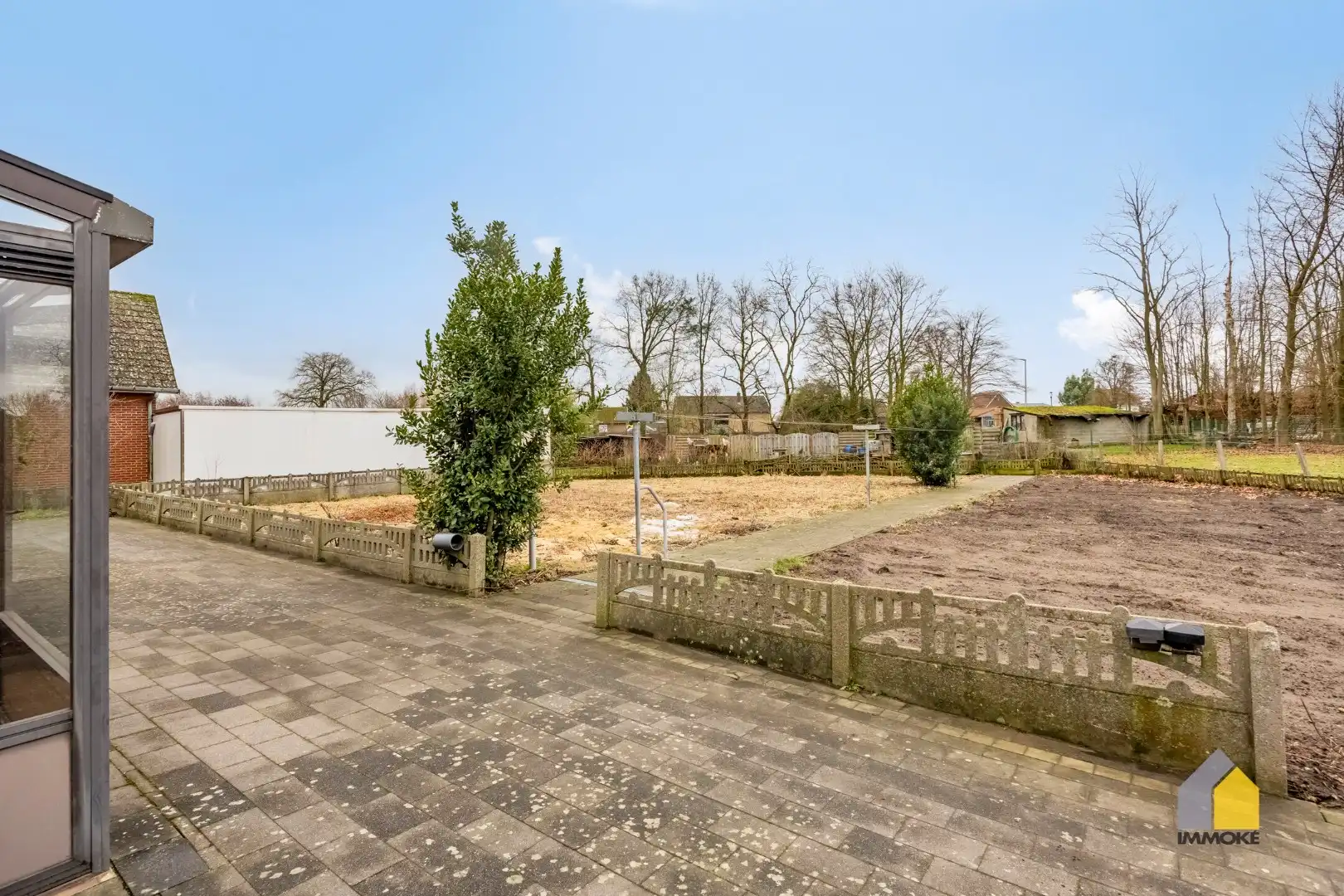 Neeroeteren: Op te frissen, vrijstaande woning op 8 a 53 ca met 5 slpks. foto 39