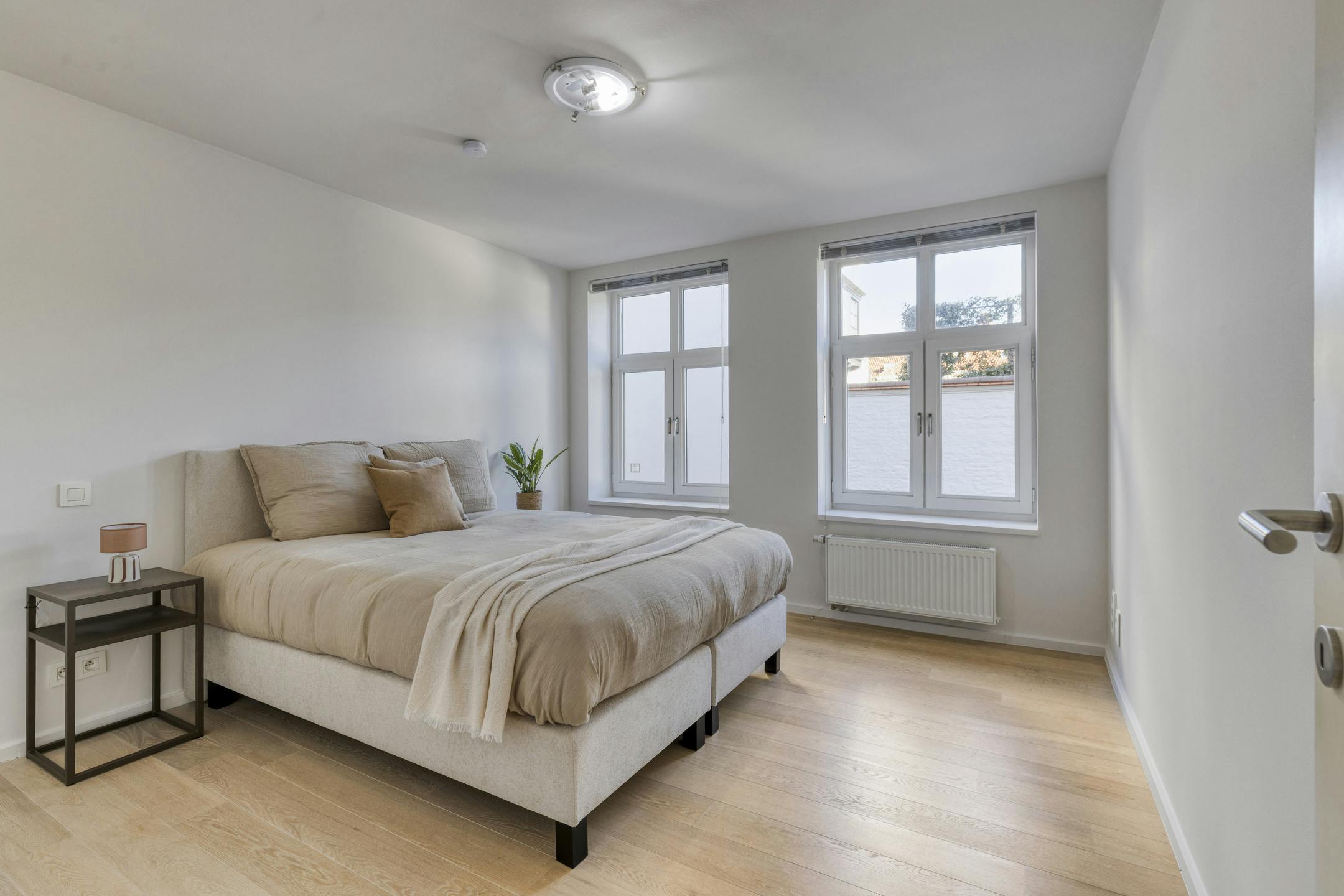 Gelijkvloers appartement met 3 slaapkamers in historisch centrum van Brugge. foto 7