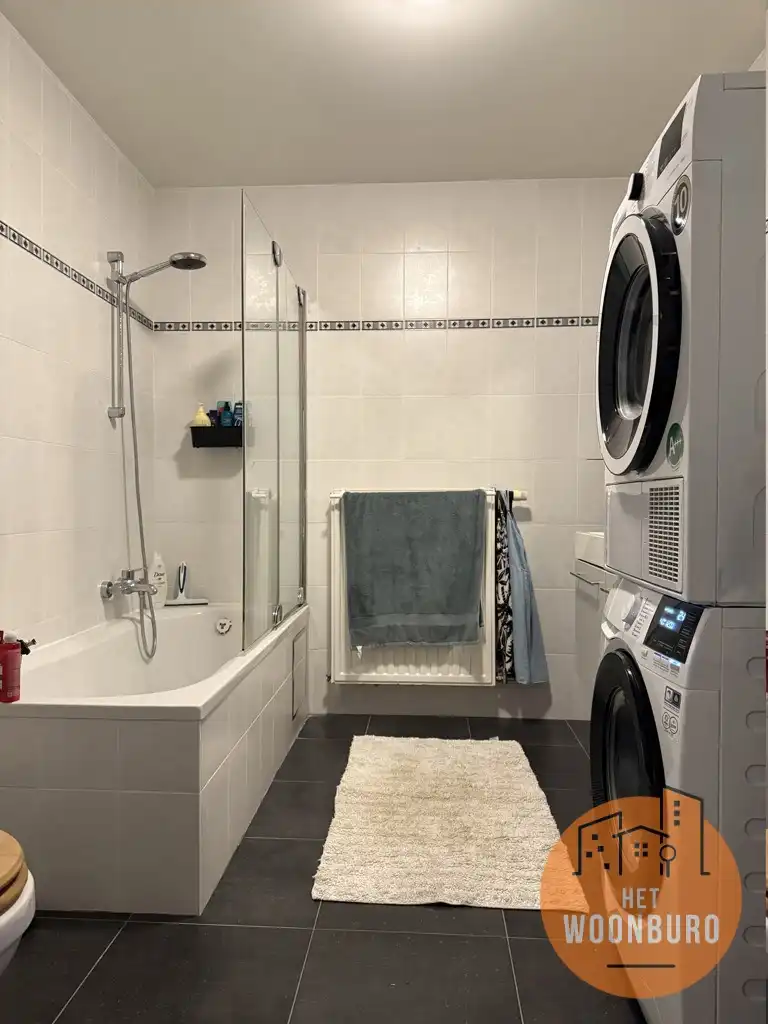 Triplex appartement met 3 slpks, bureel, garage en terras foto 8