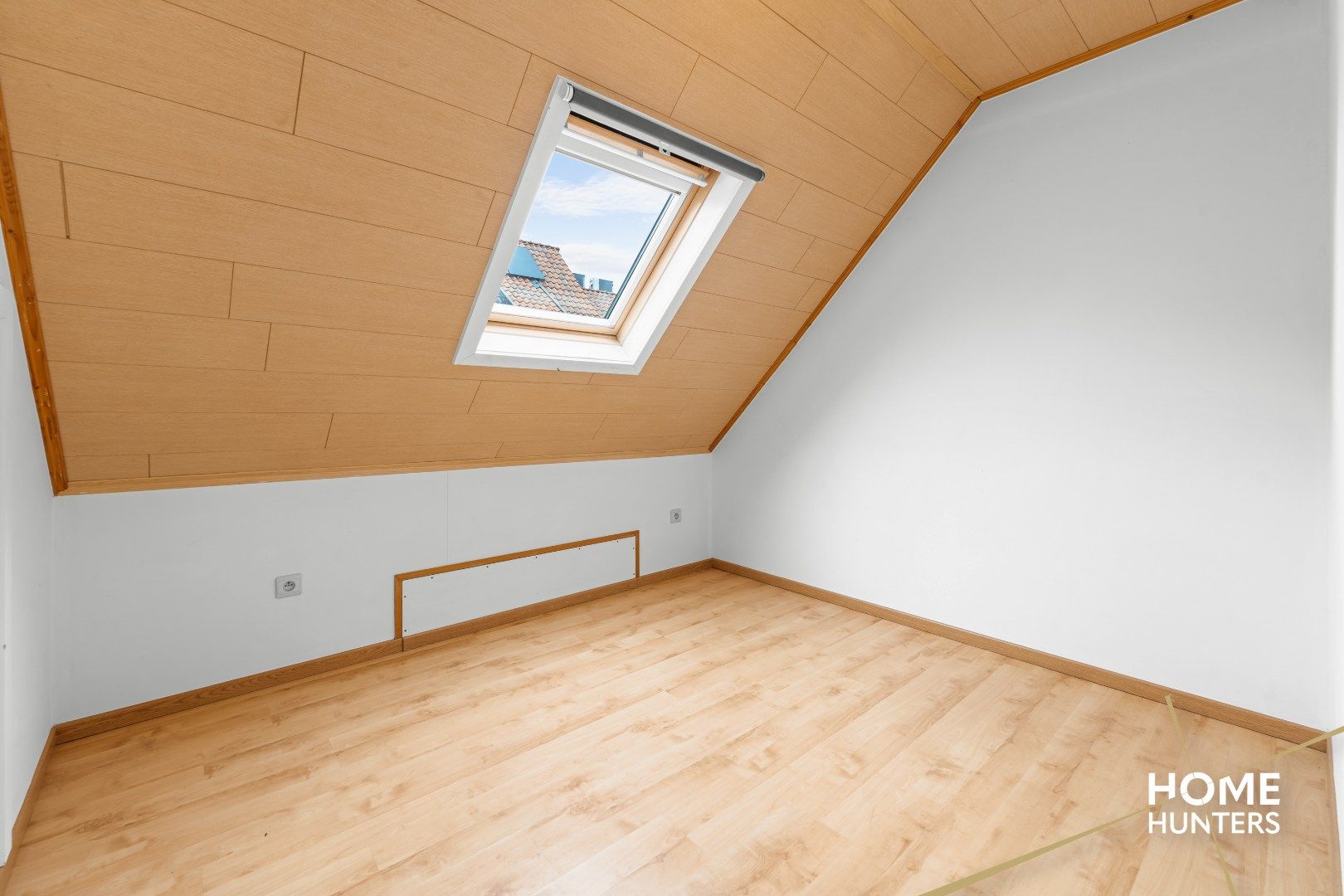 Halfopen gezinswoning met 3 slpks, carport en diepe tuin in Dikkebus foto 20