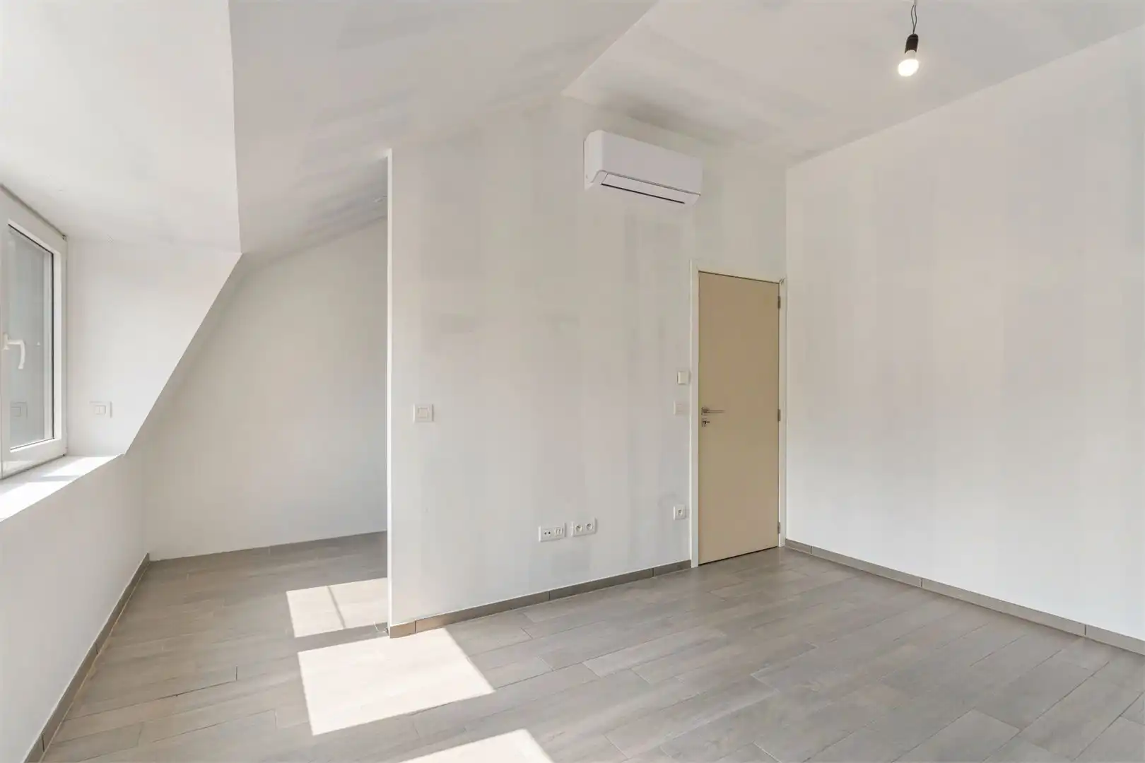 Huis te koop foto 8