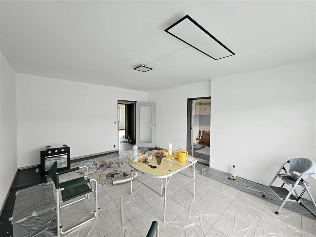Gerenoveerd appartement met garagebox foto 2