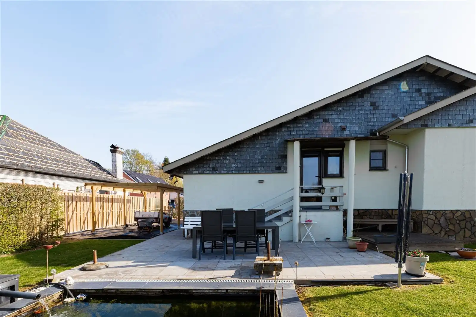 Knusse bungalow met 3 kamers en zuidgerichte tuin op 9are05 foto 22