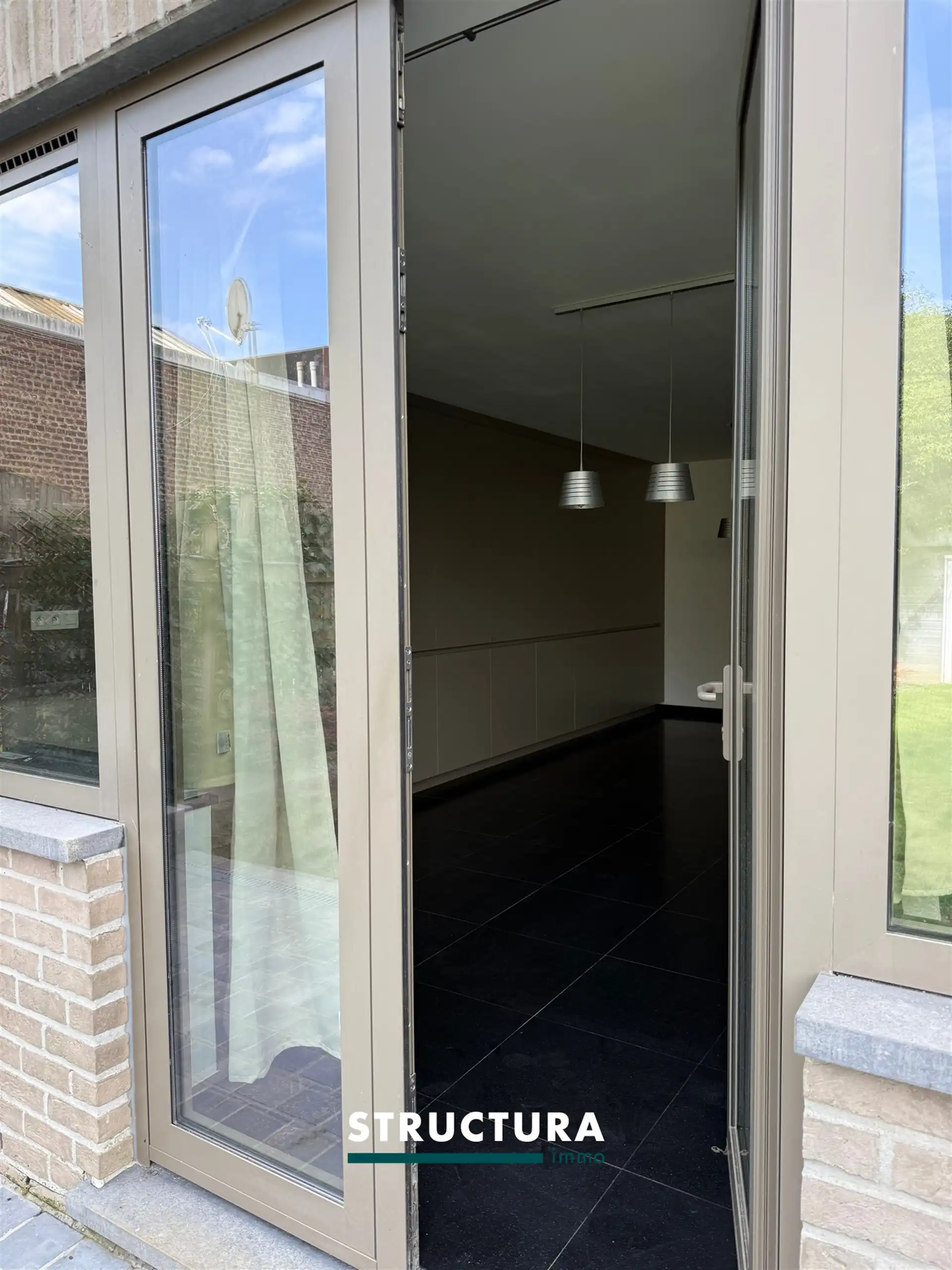 kantoorruimte met staanplaats (kelder optioneel) foto 8