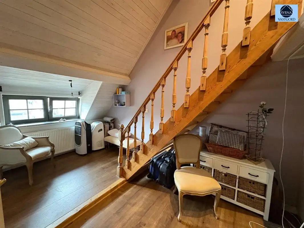 KARAKTERVOLLE WONING MET 5 SLAAPKAMERS foto 12