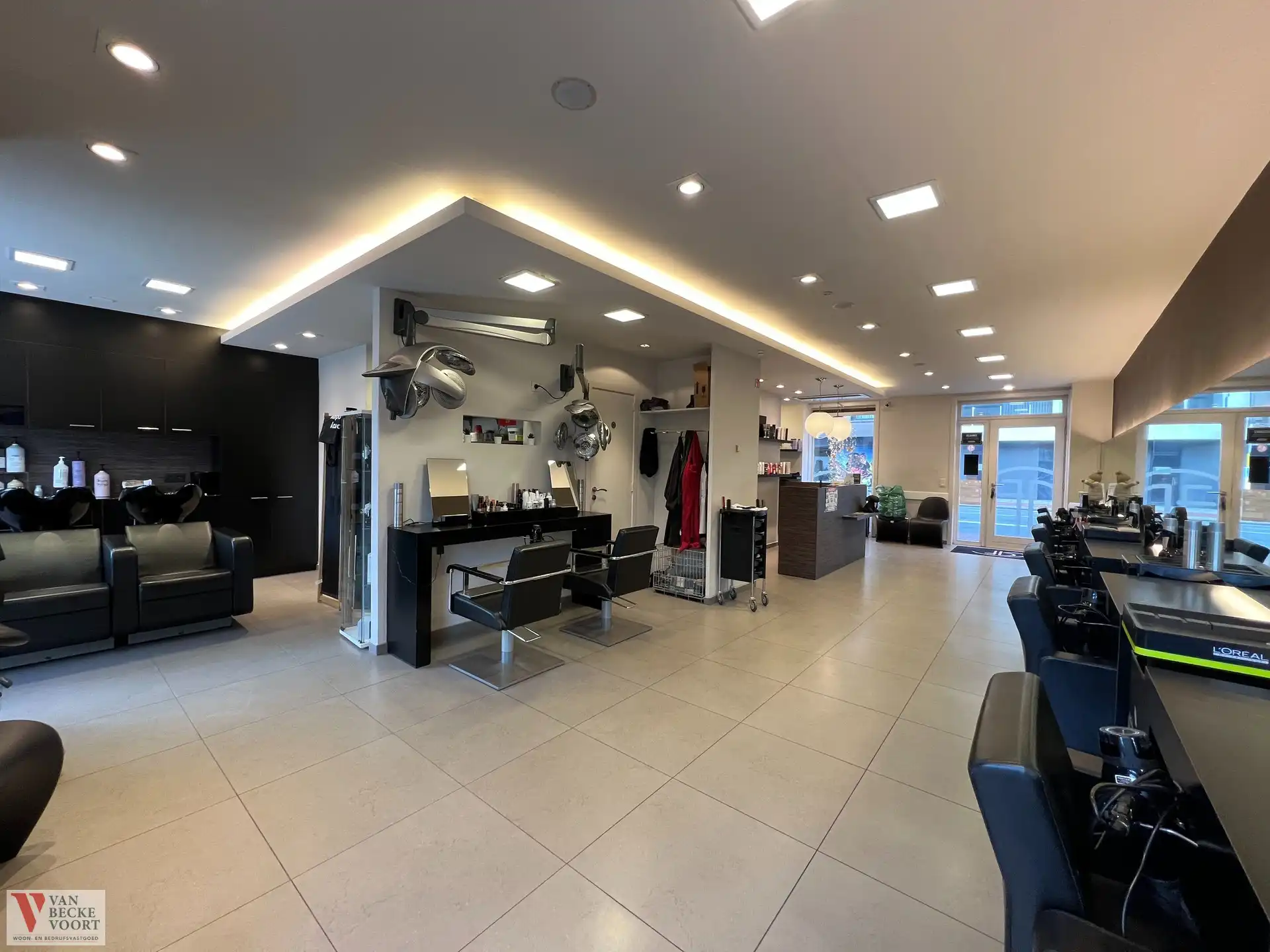 Handelsgelijkvloers 100m² foto 8