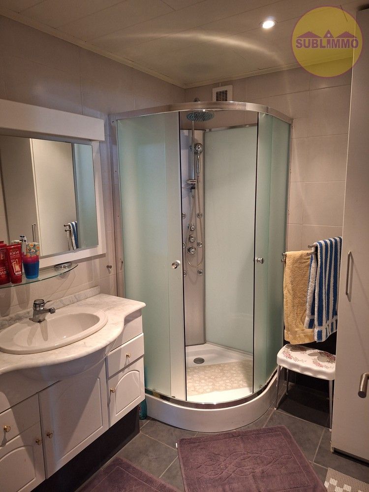 Energiezuinige villa in Westerlo met 5 tot 7 slaapkamers, open zicht & een ruim perceel van 1086 m². foto 8