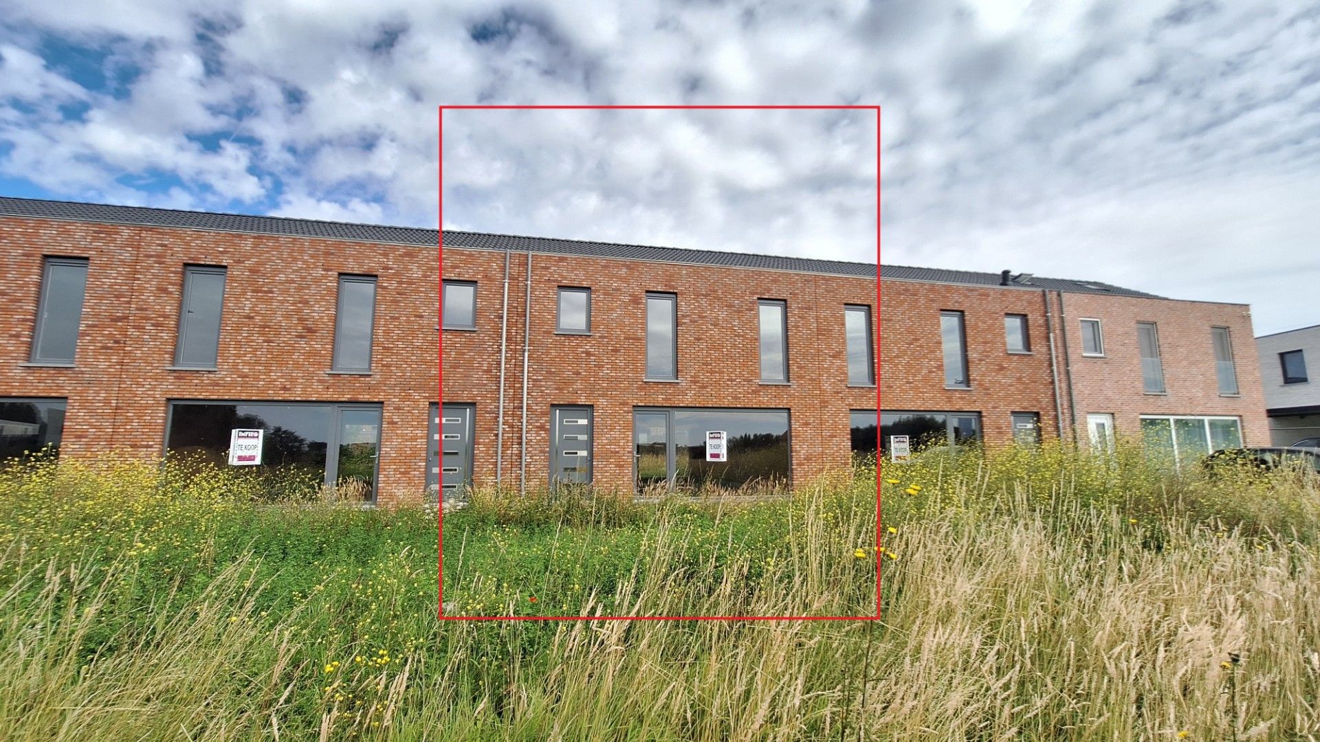 Huis te koop foto {{pictureIndex}}