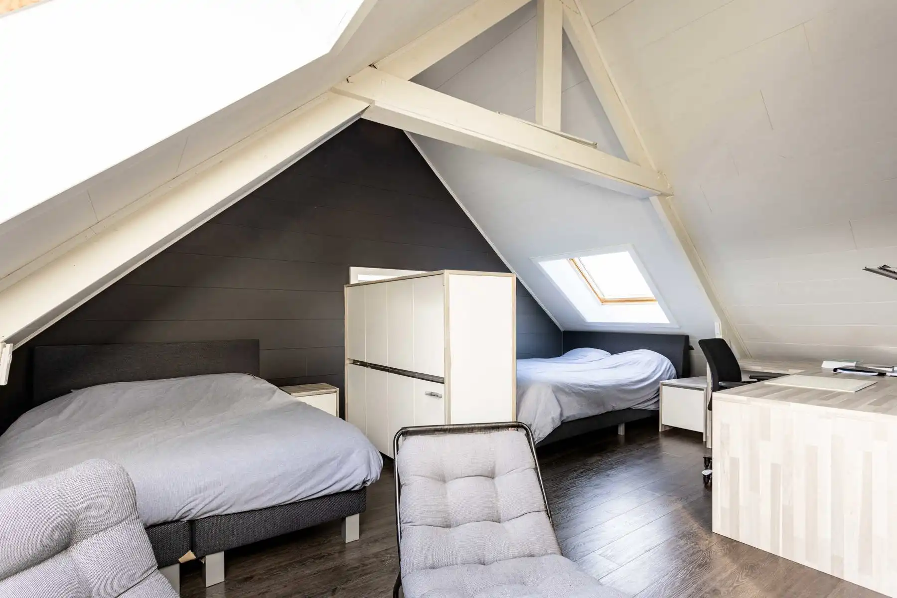 Prachtig onderhouden en instapklare woning vlakbij het centrum van Lede foto 33