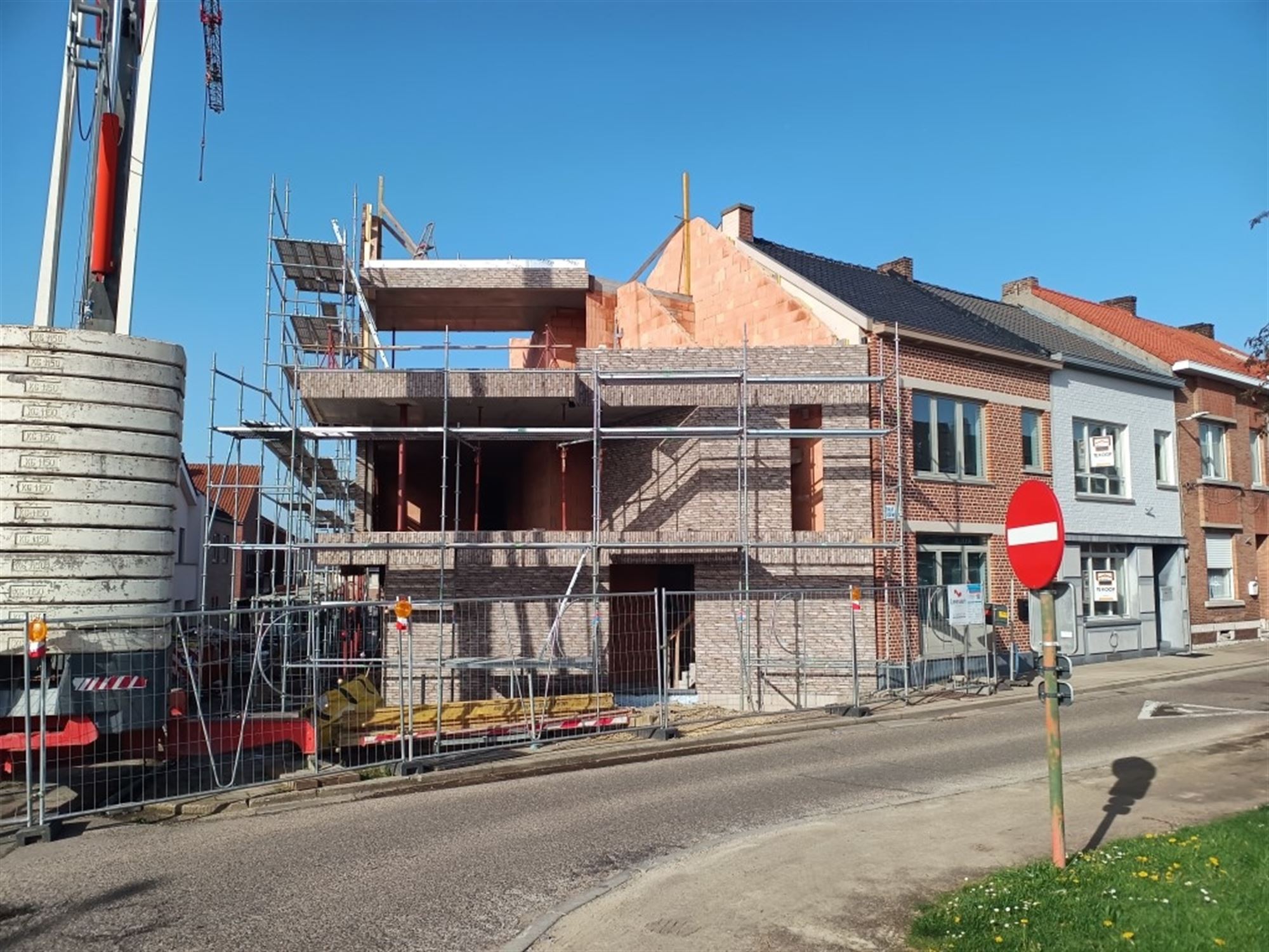 KNAPPE NIEUWBOUWWONING IN HET CENTRUM VAN BORGLOON (MOGELIJKHEID AANKOOP 6% BTW) foto 13