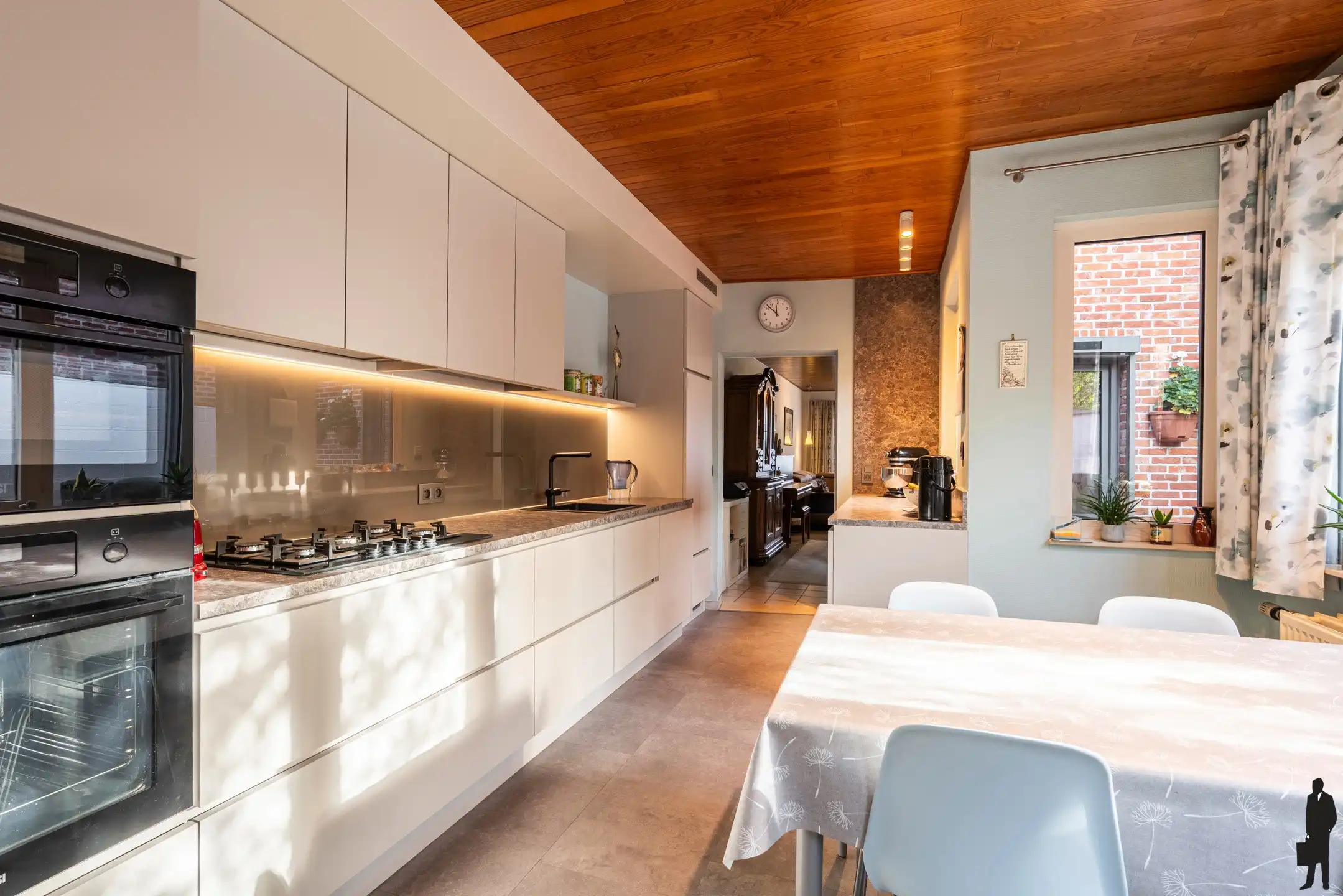 Stadswoning met 4 slks, 2 bdks in centrum Turnhout! foto 6