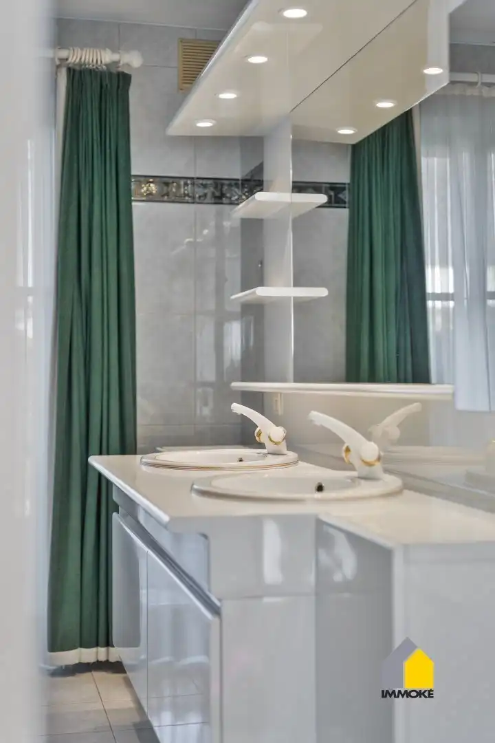 Tijdloze, stijlvolle villa met parktuin op toplocatie. foto 21