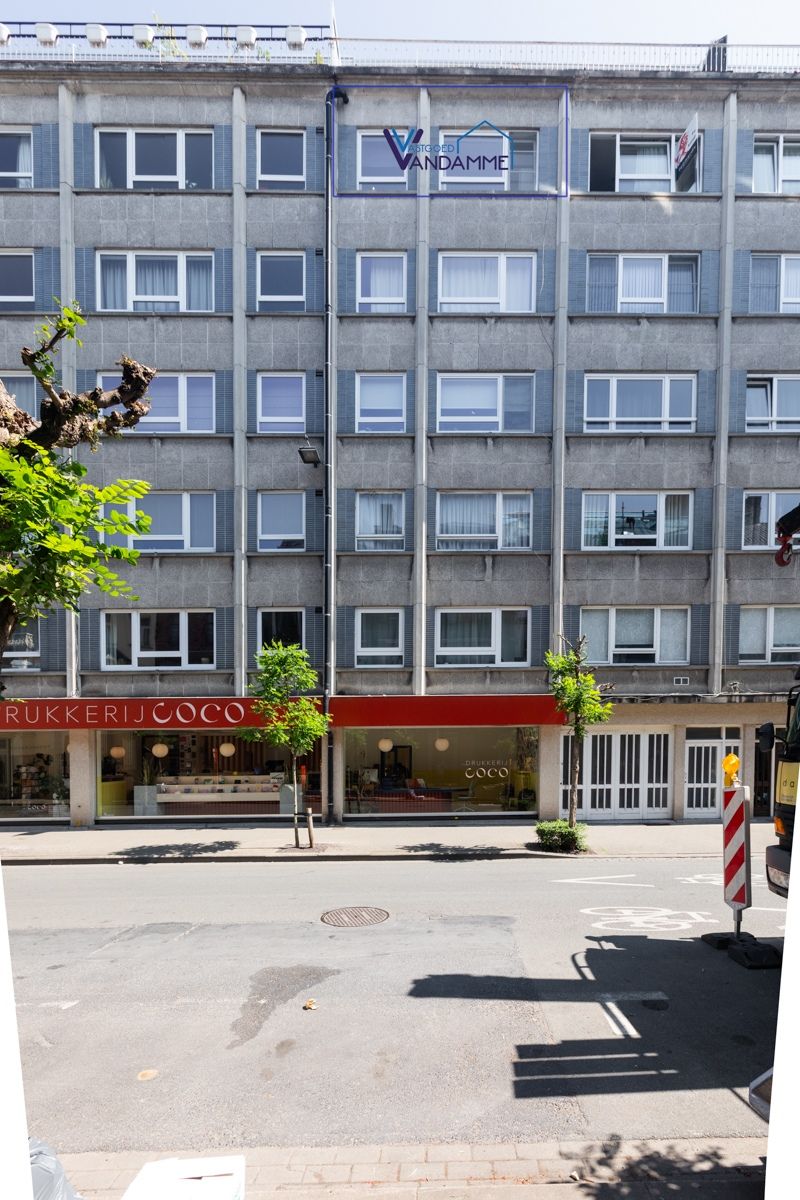 instapklaar, centraal gelegen 2- slaapkamer appartement met terrasje en kelder. Energielabel B, Elektr. goedgekeurd... foto 15