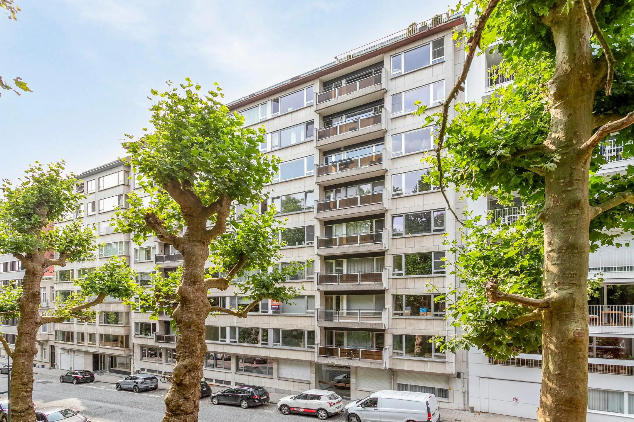 Studio te koop aan het Citadelpark met terras te Gent foto {{pictureIndex}}