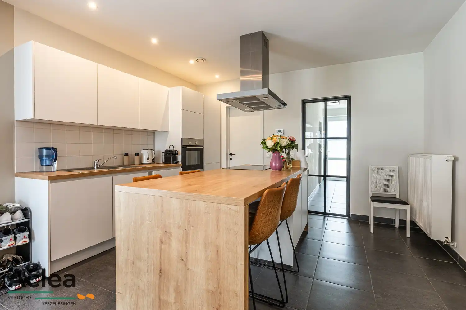 Sfeervolle energiezuinige HOB met diepe tuin foto 10