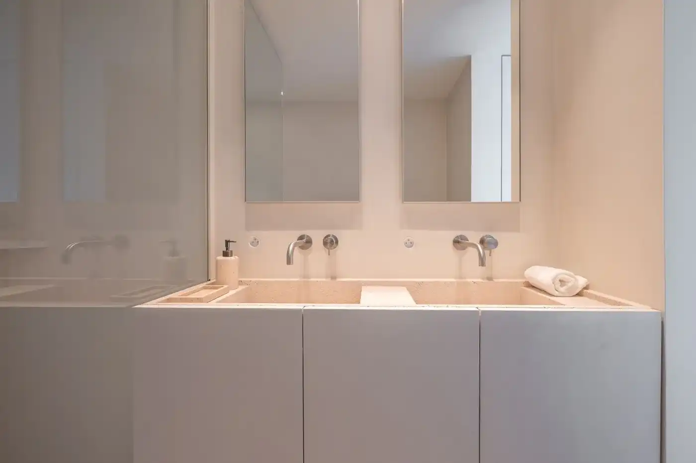 Prachtig gerenoveerd appartement op de Wandeldijk foto 14