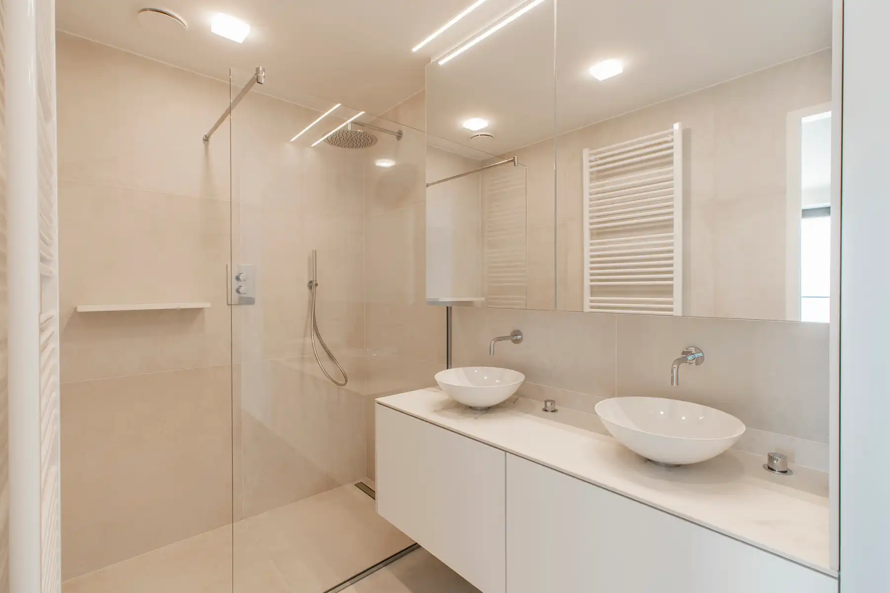 Appartement met zeezicht in de residentie One Carlton foto 15