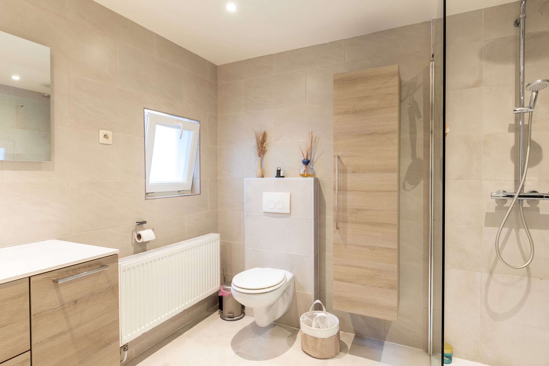 Instapklare starterwoning op centrale locatie  foto 9