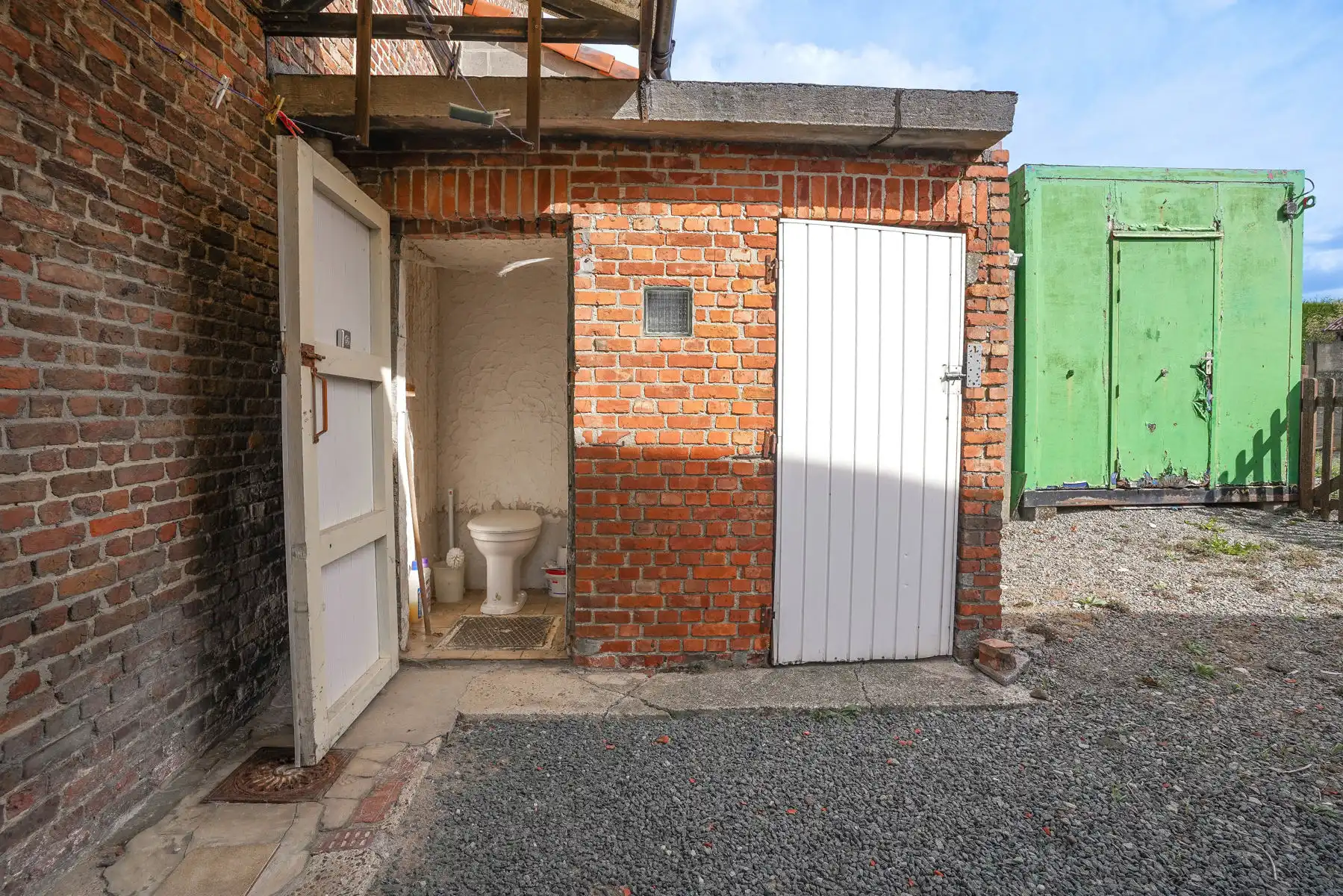 Rustig gelegen te renoveren HOB woning in Kapelle-op-den-Bos foto 23