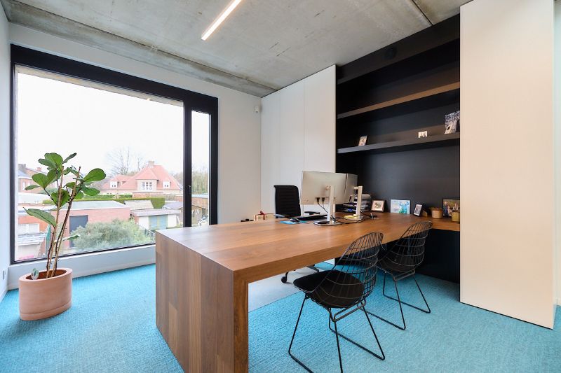 Uniek kantoorgebouw te huur langs de Westlaan te Roeselare foto 21