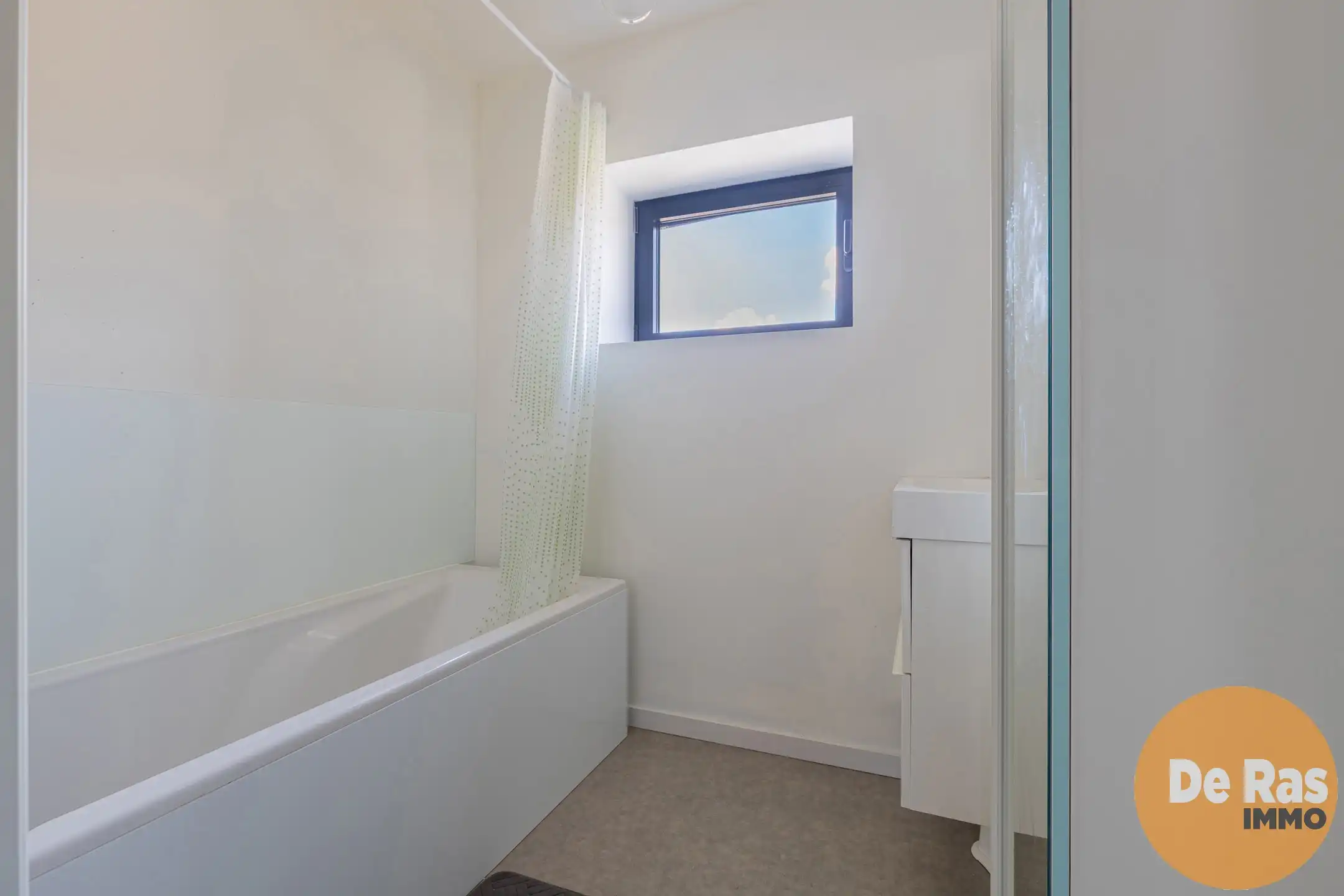 ERPE-MERE - Gerenoveerde halfopen woning met loods in Erpe foto 20